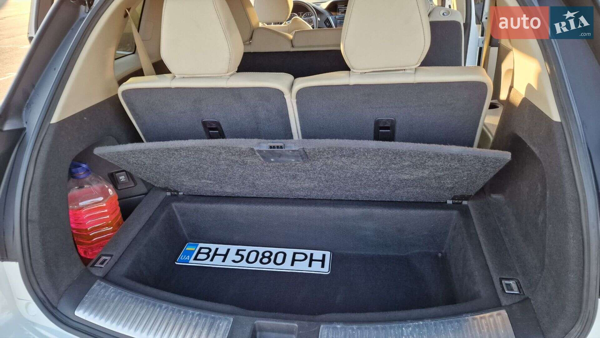 Acura MDX 2019 VIN 5J8YD7H55LL000712 фото оголошення 14 з 18