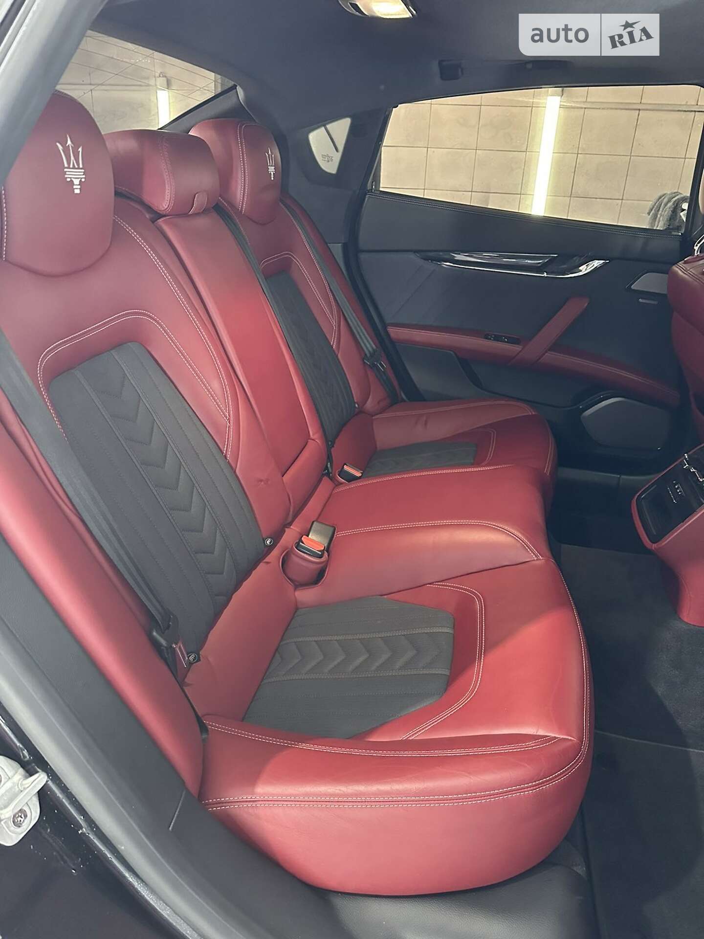 Maserati Quattroporte 2017 VIN ZAM56YPL6J1259876 фото оголошення 8 з 37