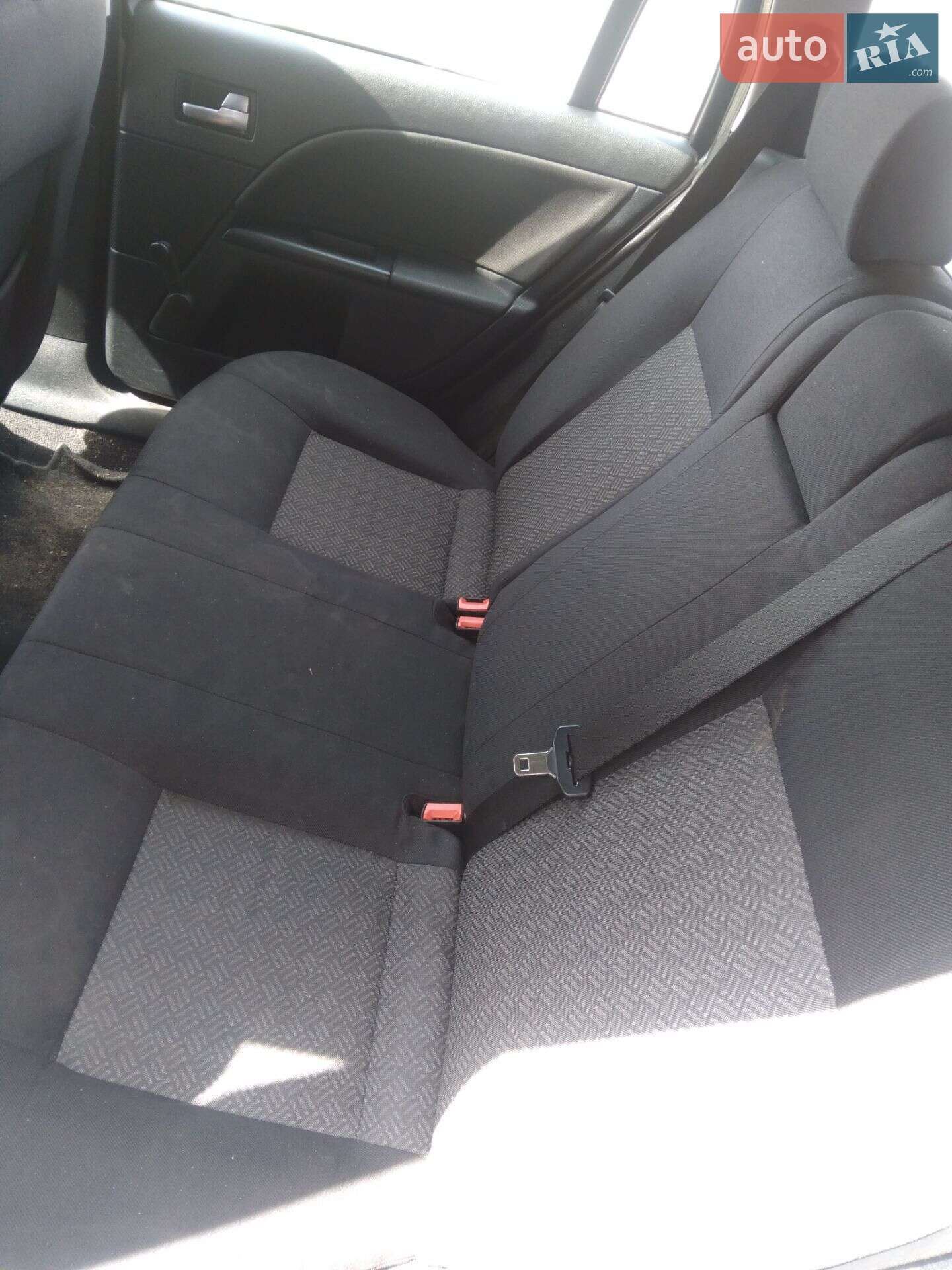 Ford Mondeo 2004 VIN WF0WXXGBBW4E27512 фото оголошення 8 з 10