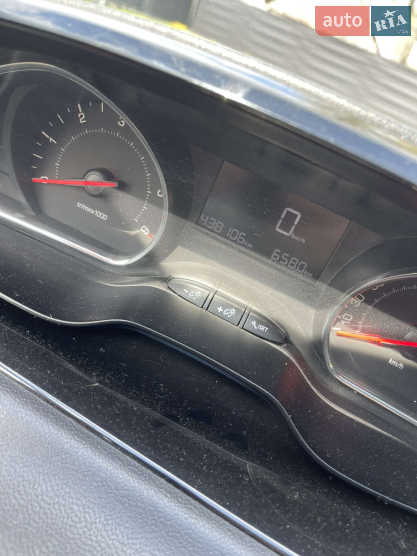 Peugeot 208 2013 VIN VF3CC9HJCDT167188 фото оголошення 8 з 17