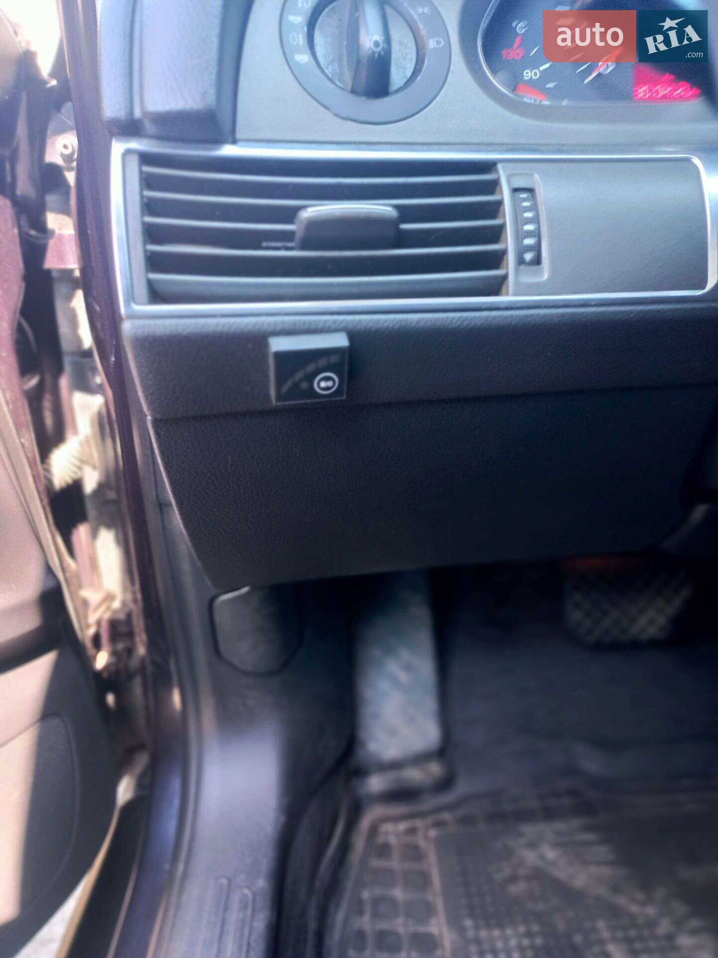 Audi A6 2006 VIN WAUZZZ4F66N132950 фото оголошення 7 з 11