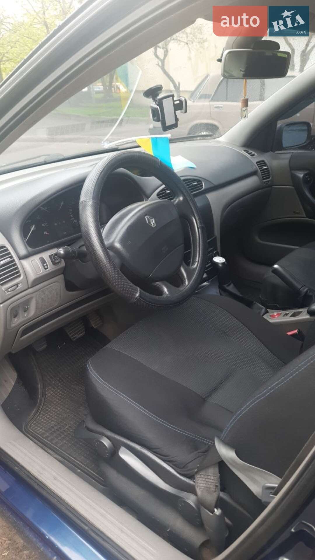 Renault Laguna 2002 VIN VF1BG0W0C27546333 фото оголошення 2 з 12