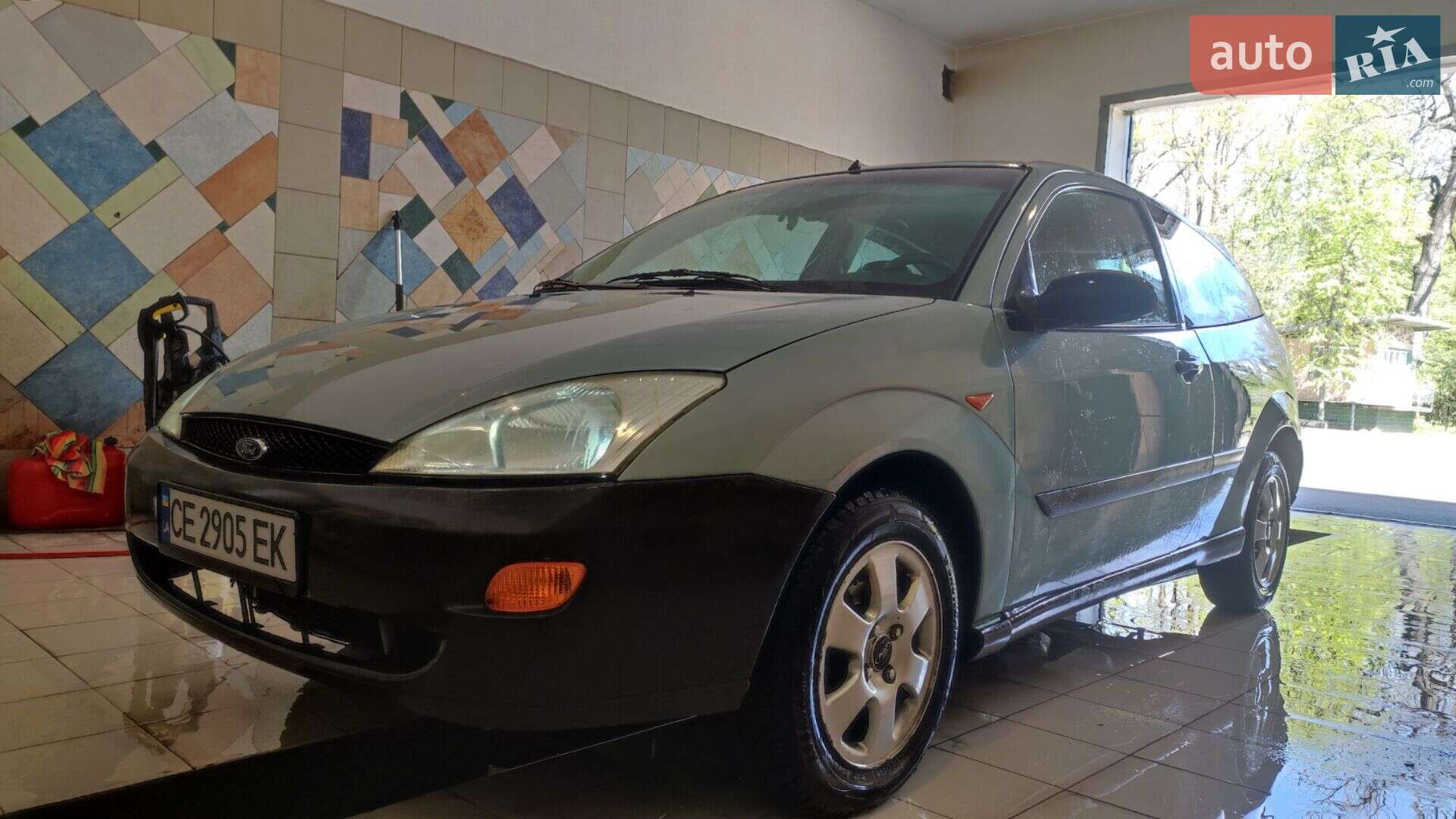 Ford Focus 1999 VIN WF0BXXGCDBXL39601 фото оголошення 2 з 6