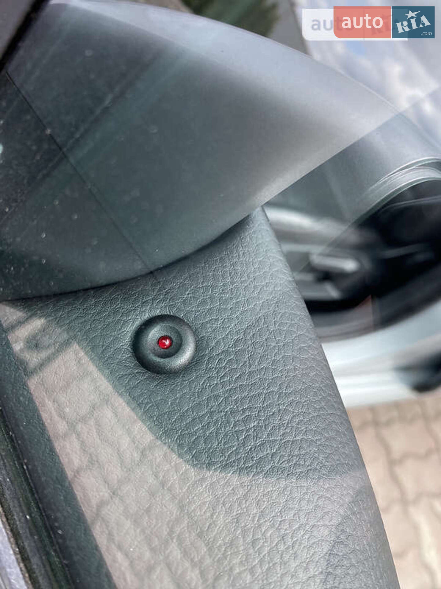 Volkswagen e-Golf 2015 VIN WVWZZZAUZFW911468 фото оголошення 7 з 44