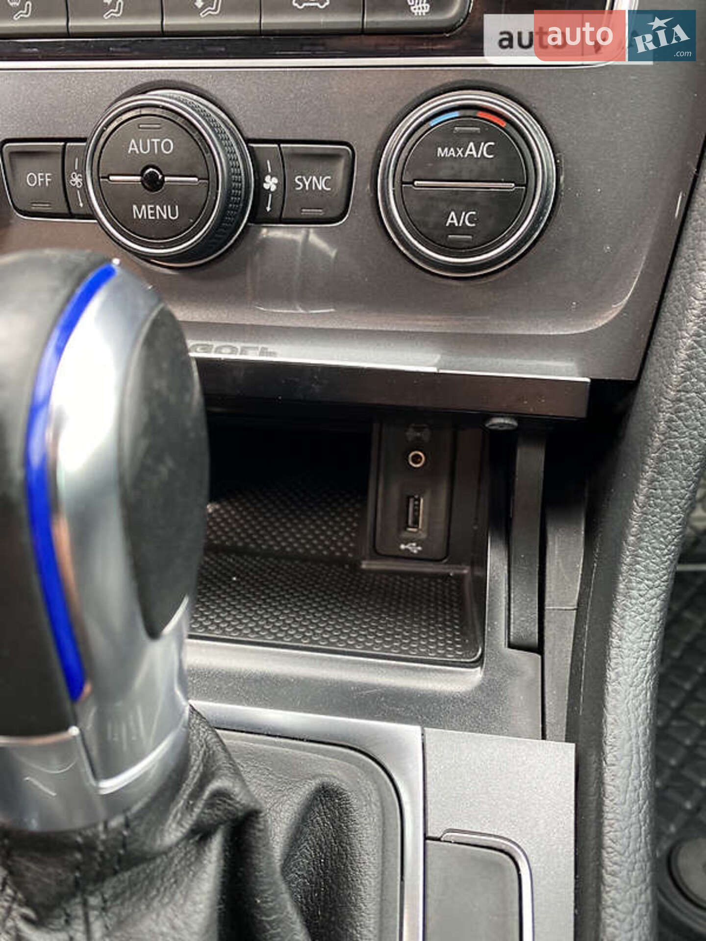 Volkswagen e-Golf 2015 VIN WVWZZZAUZFW911468 фото оголошення 30 з 44