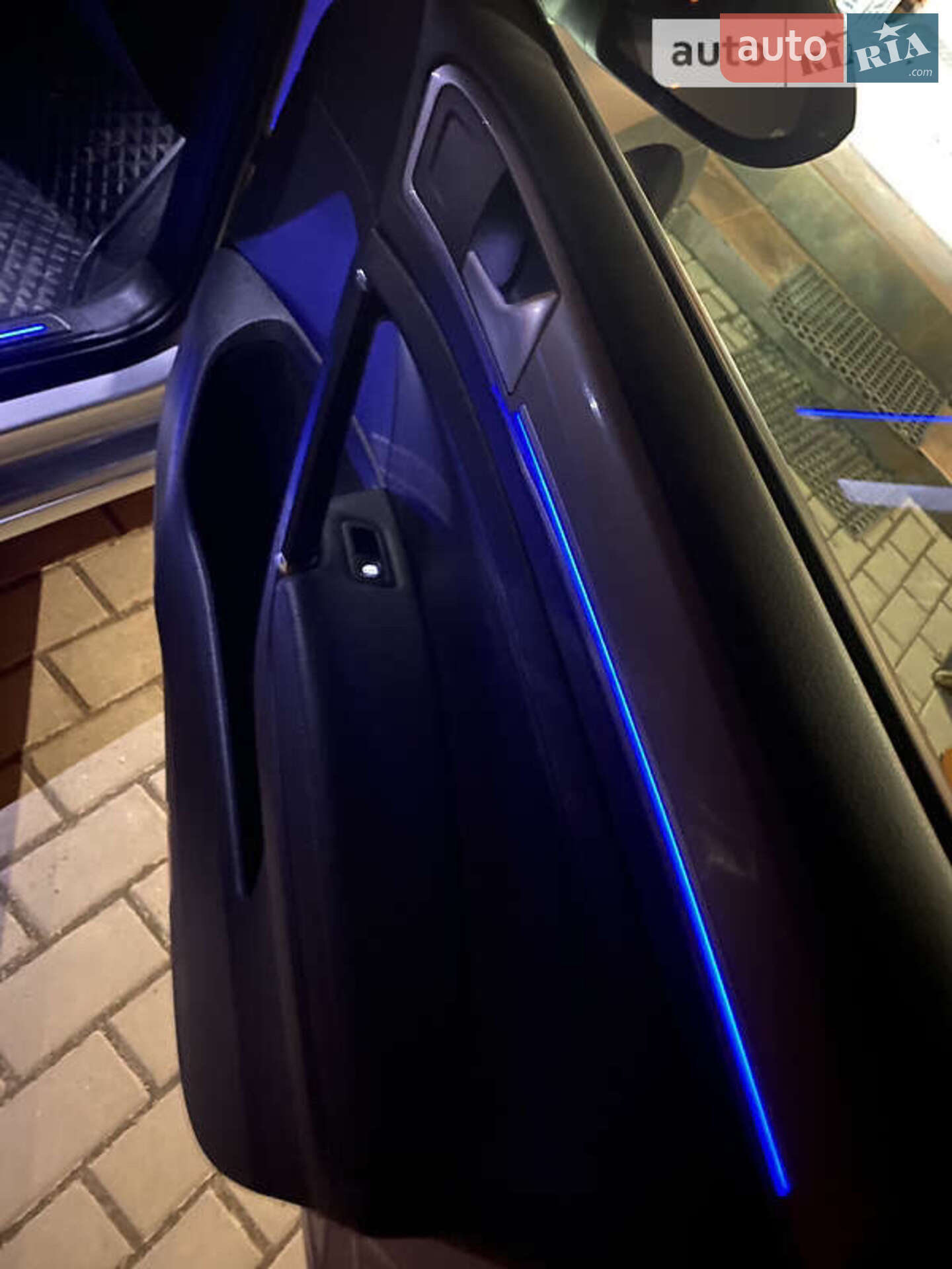 Volkswagen e-Golf 2015 VIN WVWZZZAUZFW911468 фото оголошення 38 з 44