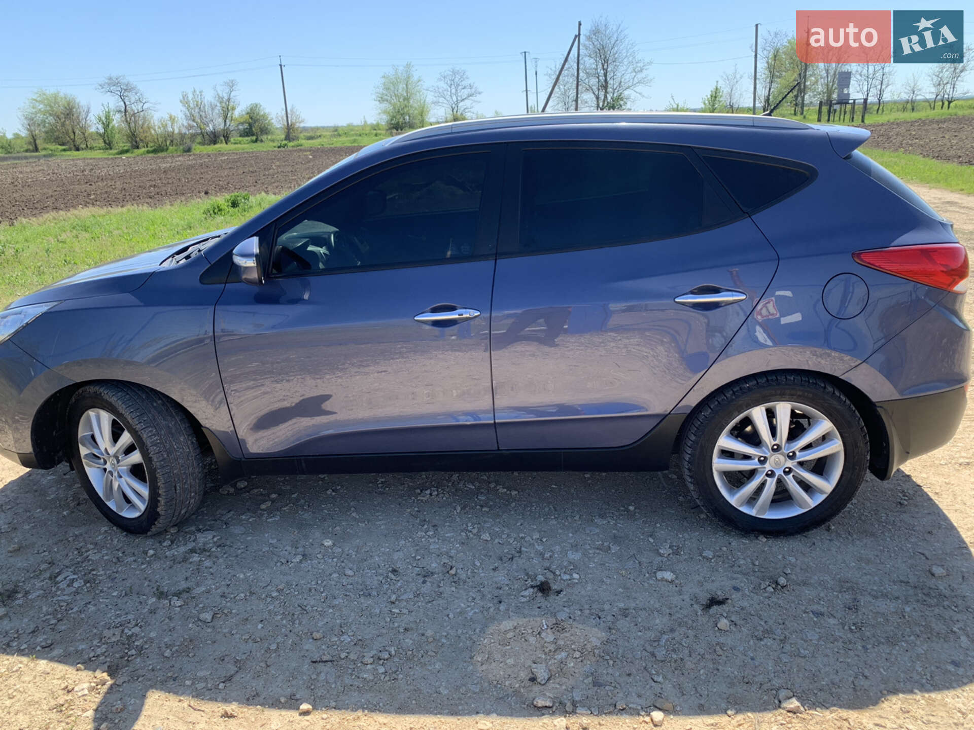 Hyundai ix35 2011 VIN TMAJU81VDCJ247004 фото оголошення 3 з 12