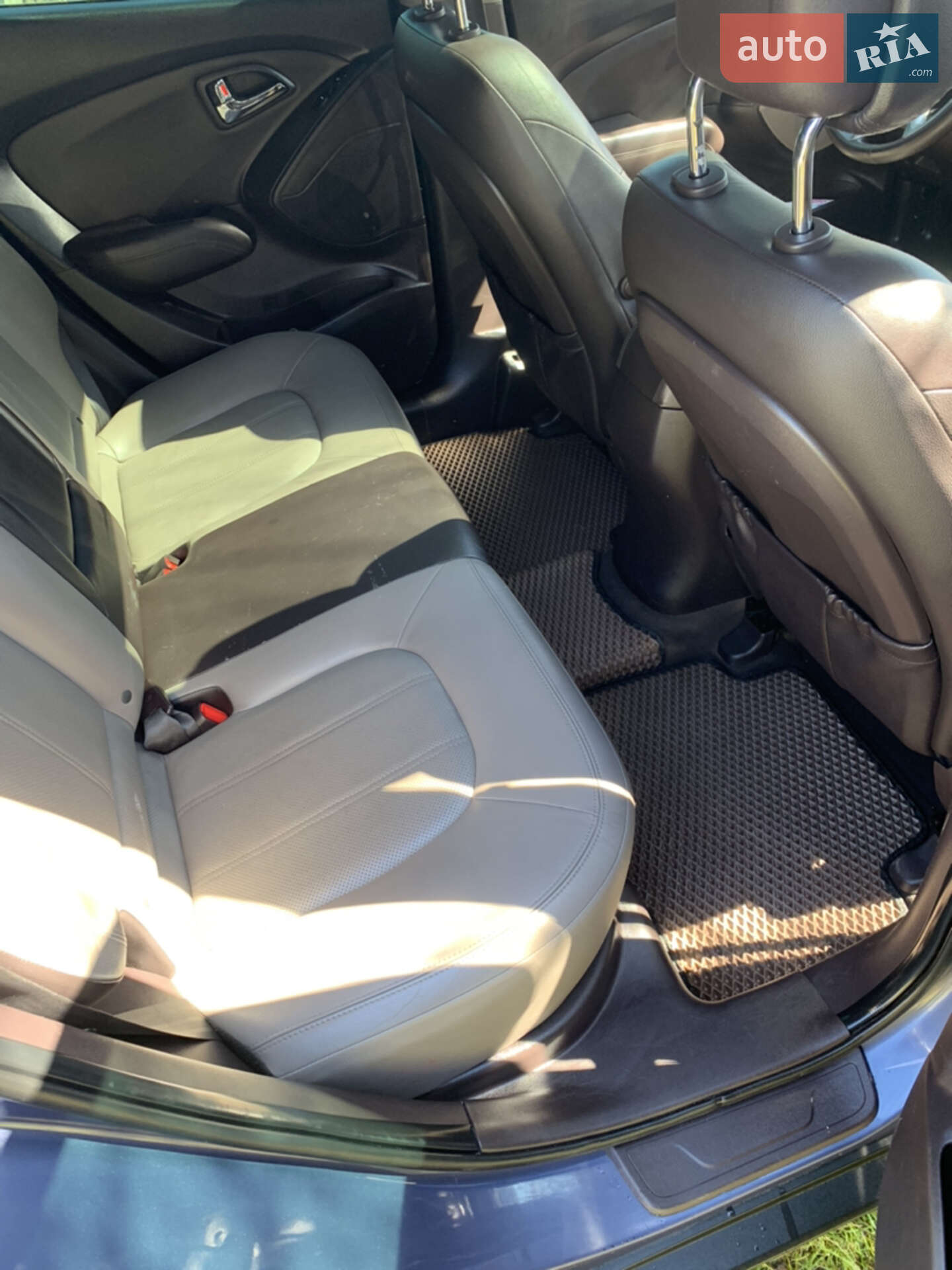 Hyundai ix35 2011 VIN TMAJU81VDCJ247004 фото оголошення 11 з 12