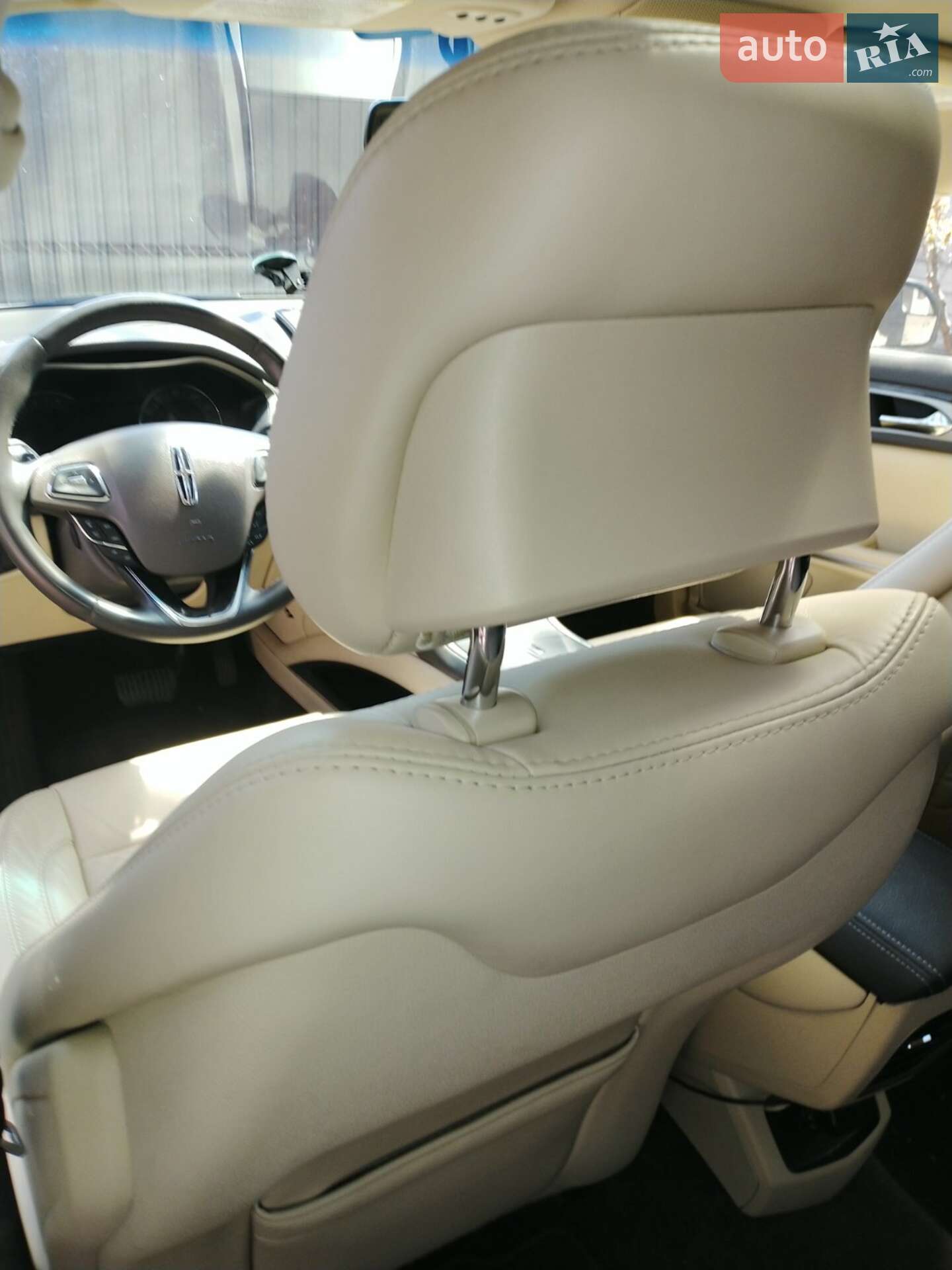 Lincoln MKZ 2015 VIN 3LN6L2G99FR620321 фото оголошення 10 з 27
