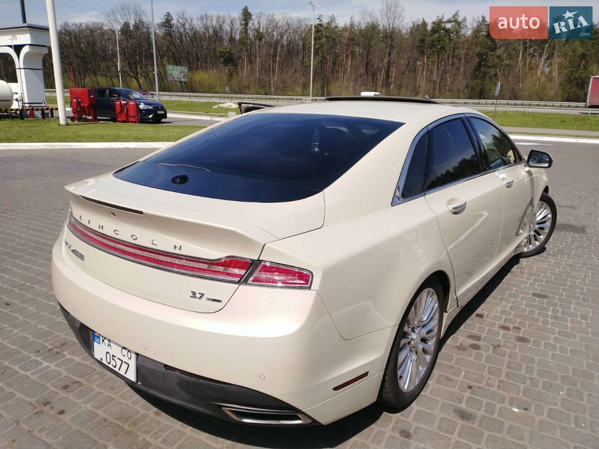 Lincoln MKZ 2015 VIN 3LN6L2G99FR620321 фото оголошення 18 з 27
