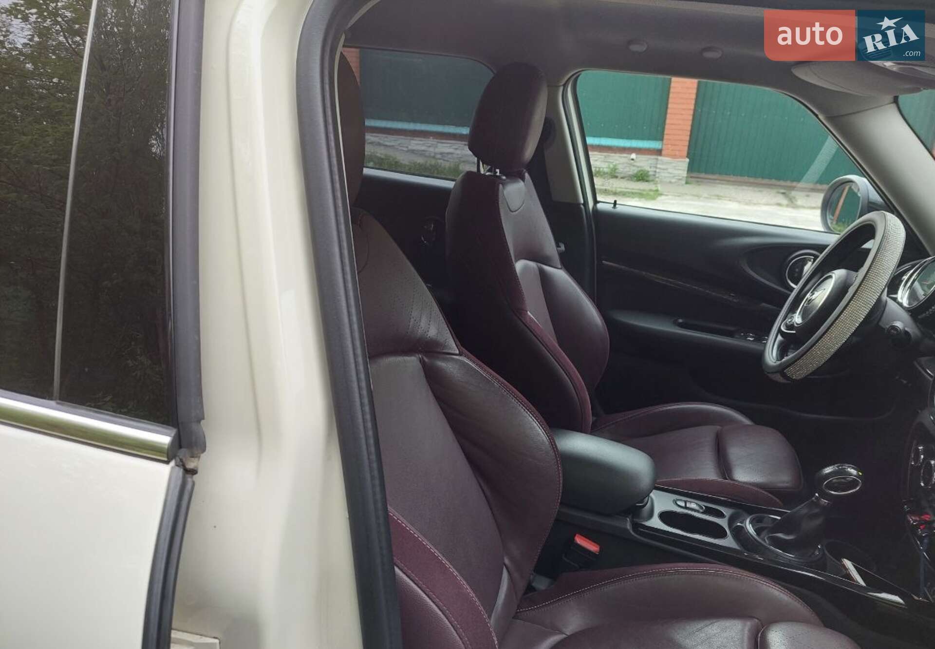 MINI Clubman 2016 VIN WMWLN310002D69962 фото оголошення 9 з 15
