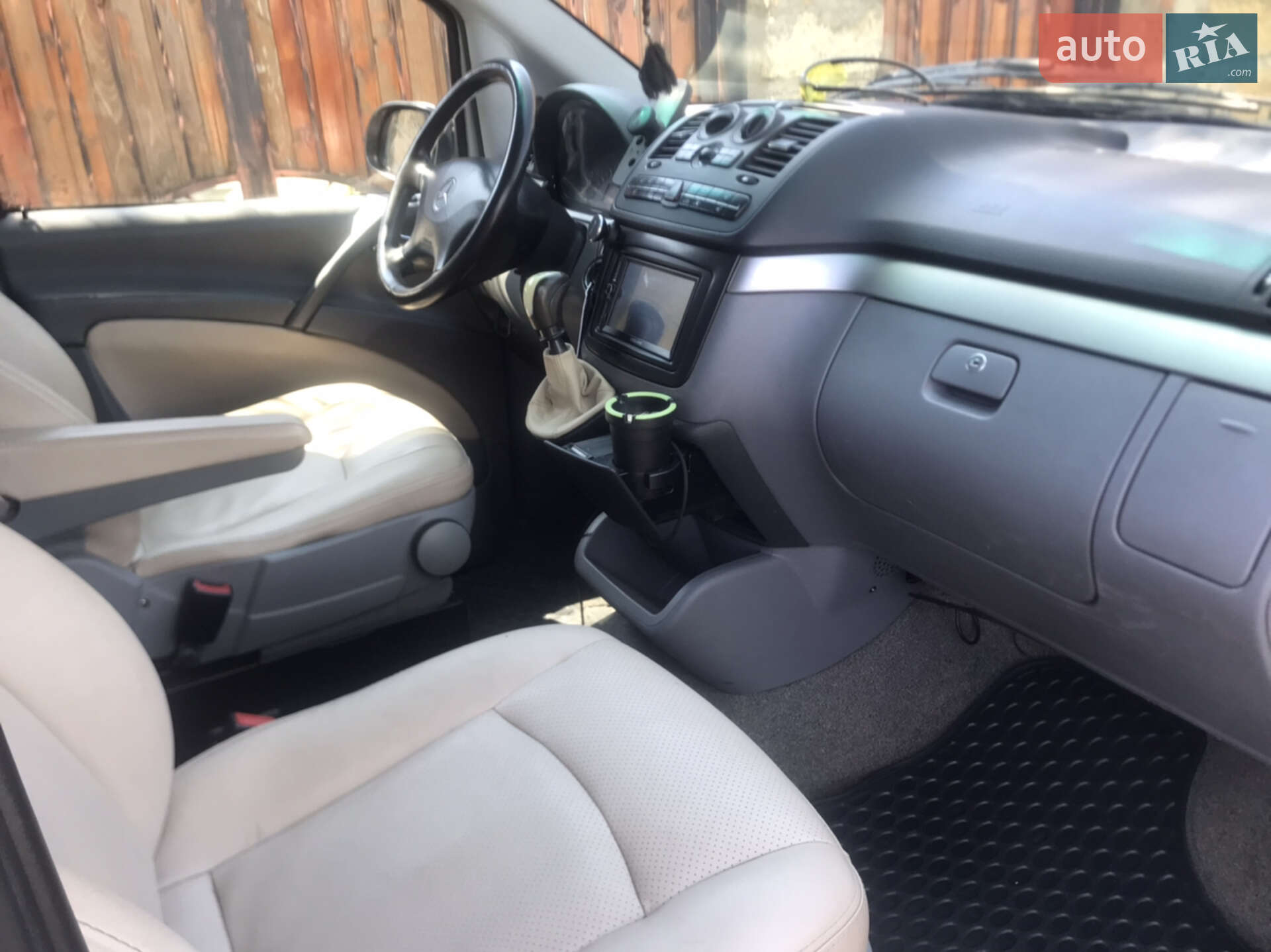 Mercedes-Benz Viano 2004 VIN WDF63971313062620 фото оголошення 7 з 9