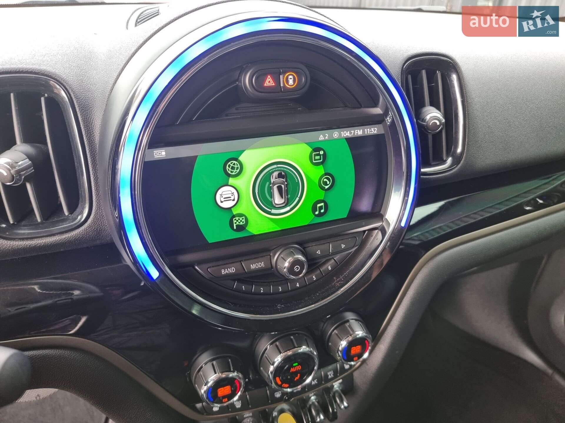 Mini Countryman 2018 VIN WMZYU7C55K3F94550 фото оголошення 32 з 38