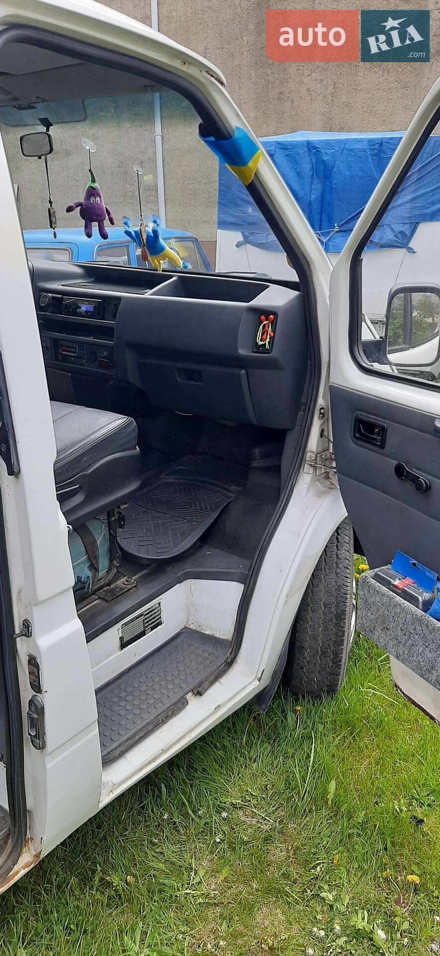Ford Transit 1993 VIN WF0HXXGBVHPE32660 фото оголошення 5 з 11