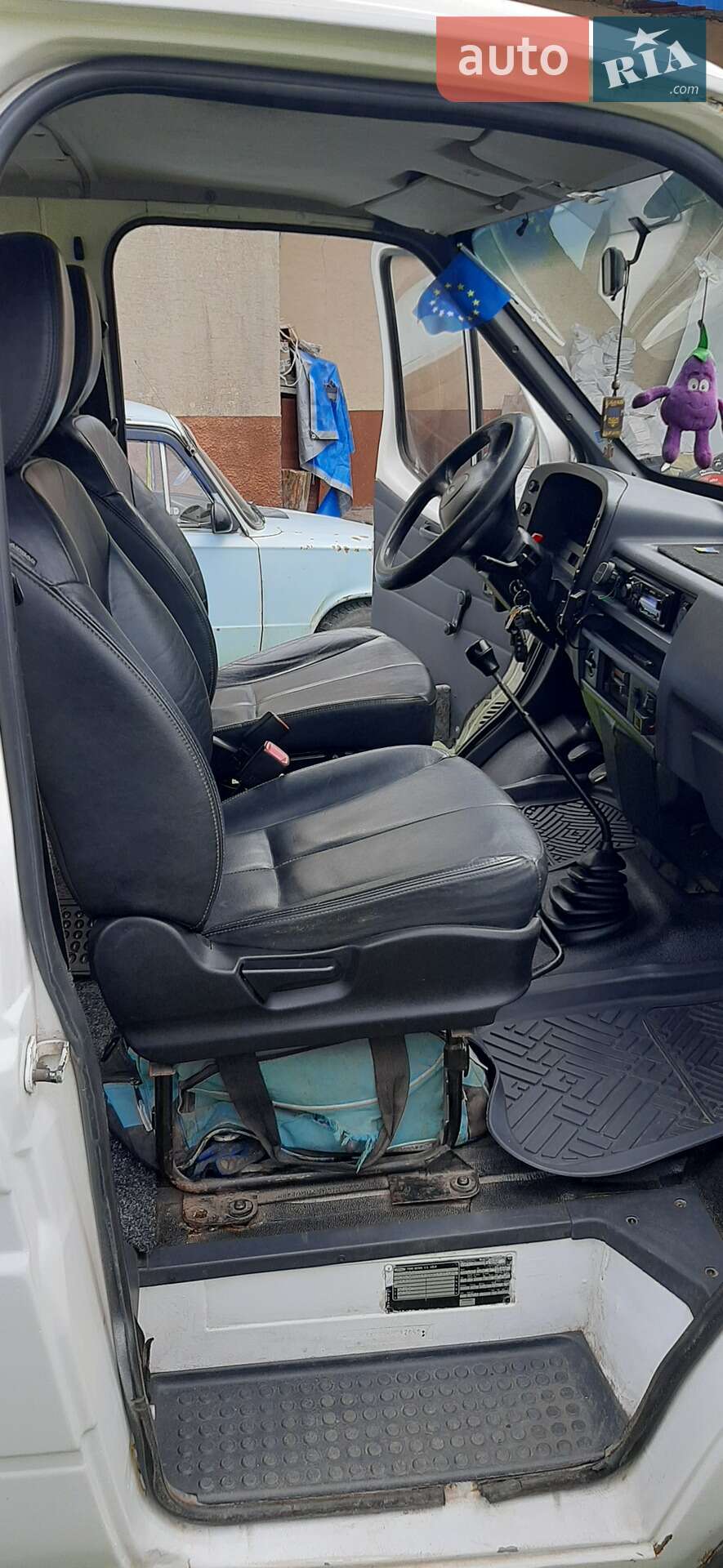 Ford Transit 1993 VIN WF0HXXGBVHPE32660 фото оголошення 3 з 11
