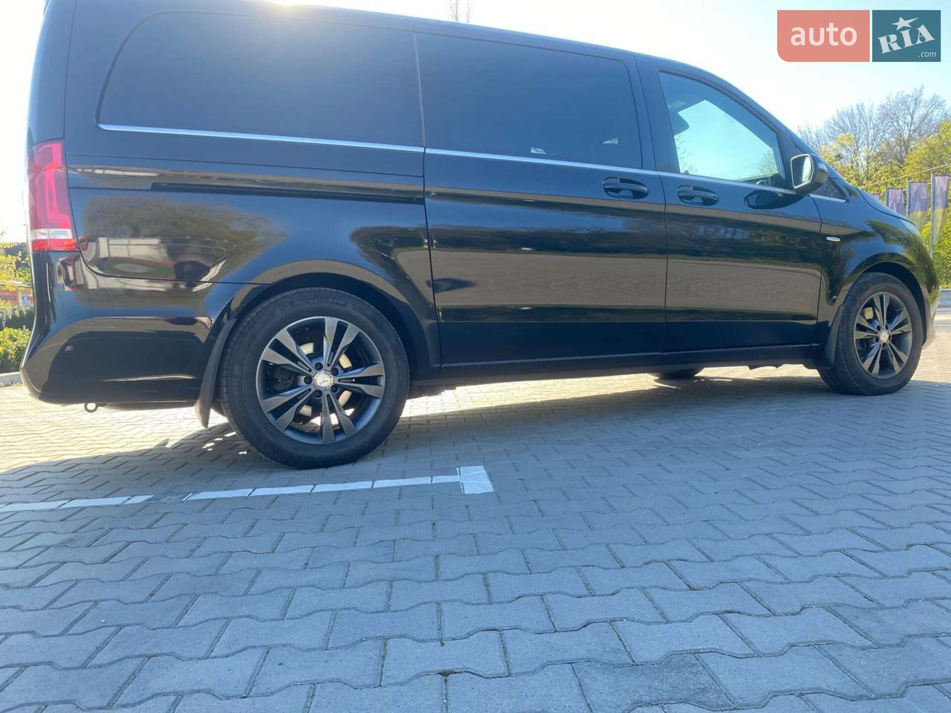 Mercedes-Benz V-Class 2015 VIN WDF44781313067227 фото оголошення 3 з 17