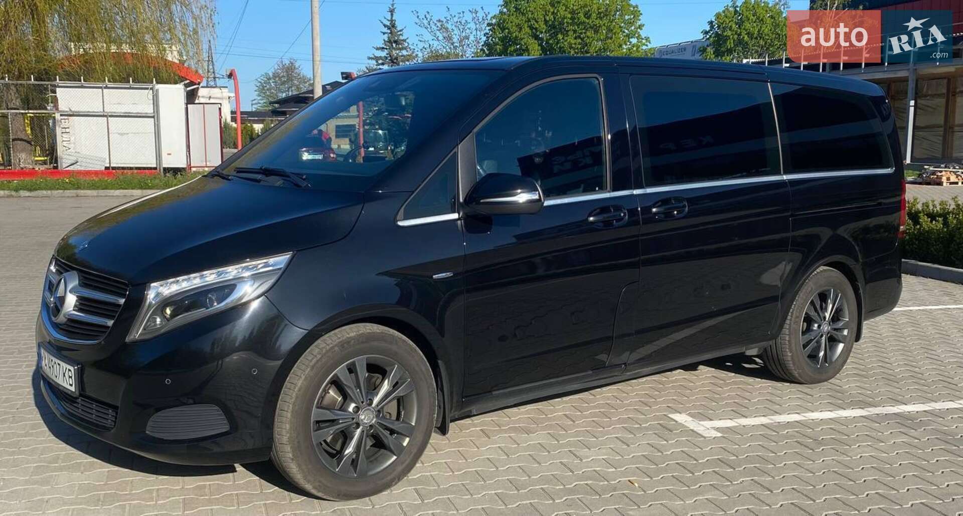 Mercedes-Benz V-Class 2015 VIN WDF44781313067227 фото оголошення 5 з 17