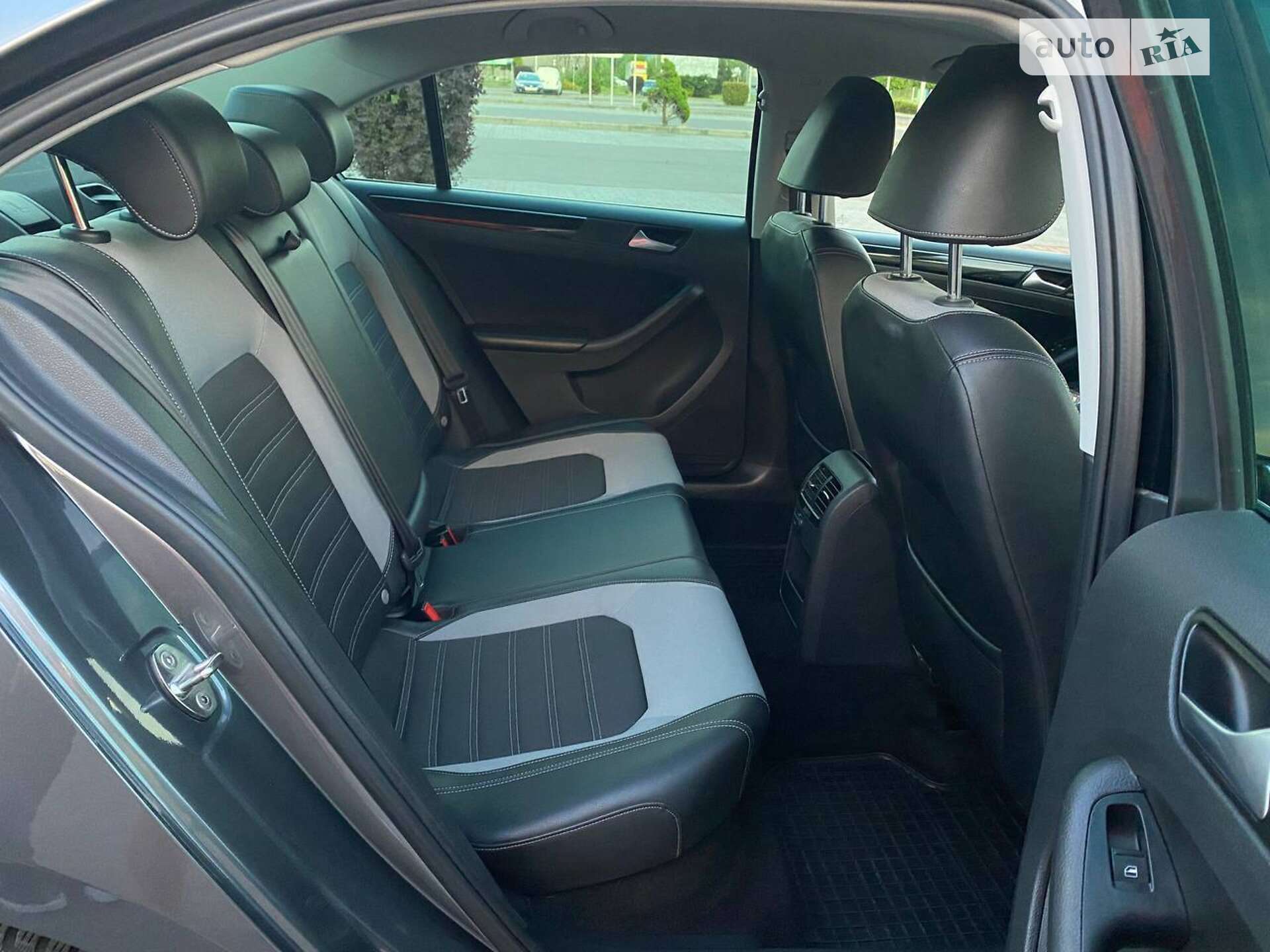 Volkswagen Jetta 2017 VIN WVWZZZ16ZHM028771 фото оголошення 18 з 22