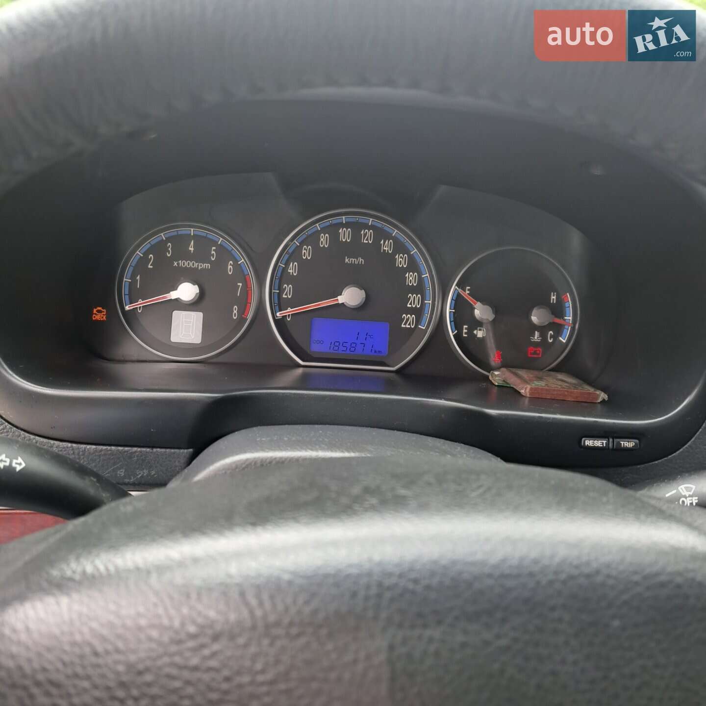 Hyundai Santa FE 2006 VIN KMHSH81DP6U067695 фото оголошення 16 з 18