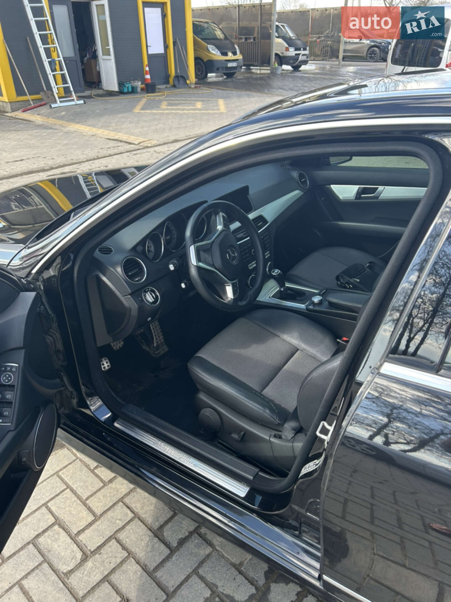 Mercedes-Benz C-Class 2013 VIN WDD2040031A913228 фото оголошення 3 з 16
