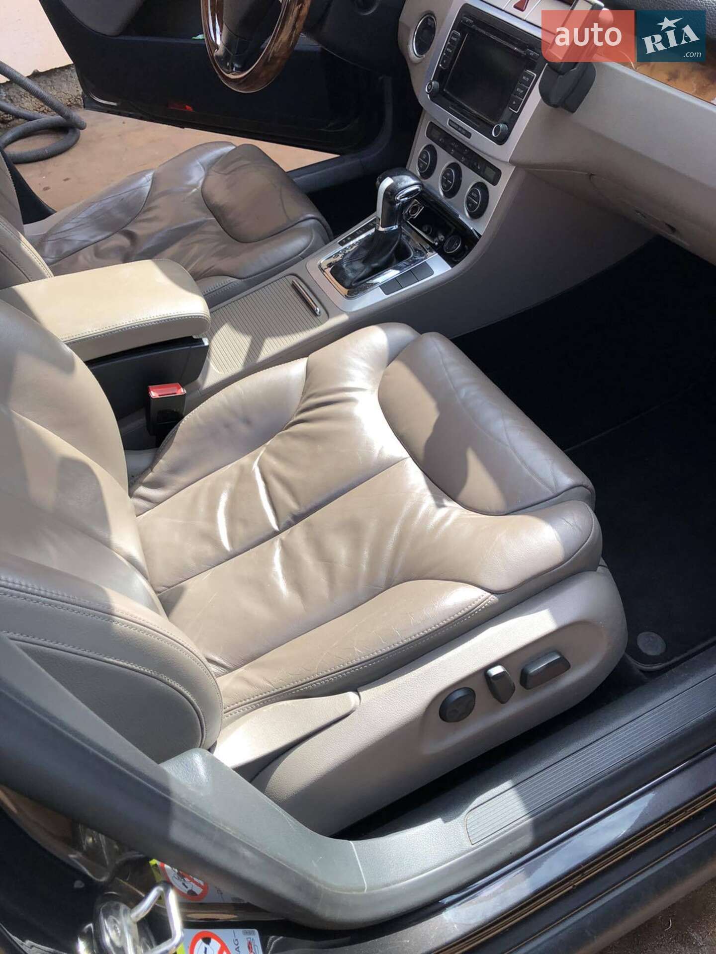 Volkswagen Passat 2008 VIN WVWZZZ3CZ9E070704 фото оголошення 10 з 17