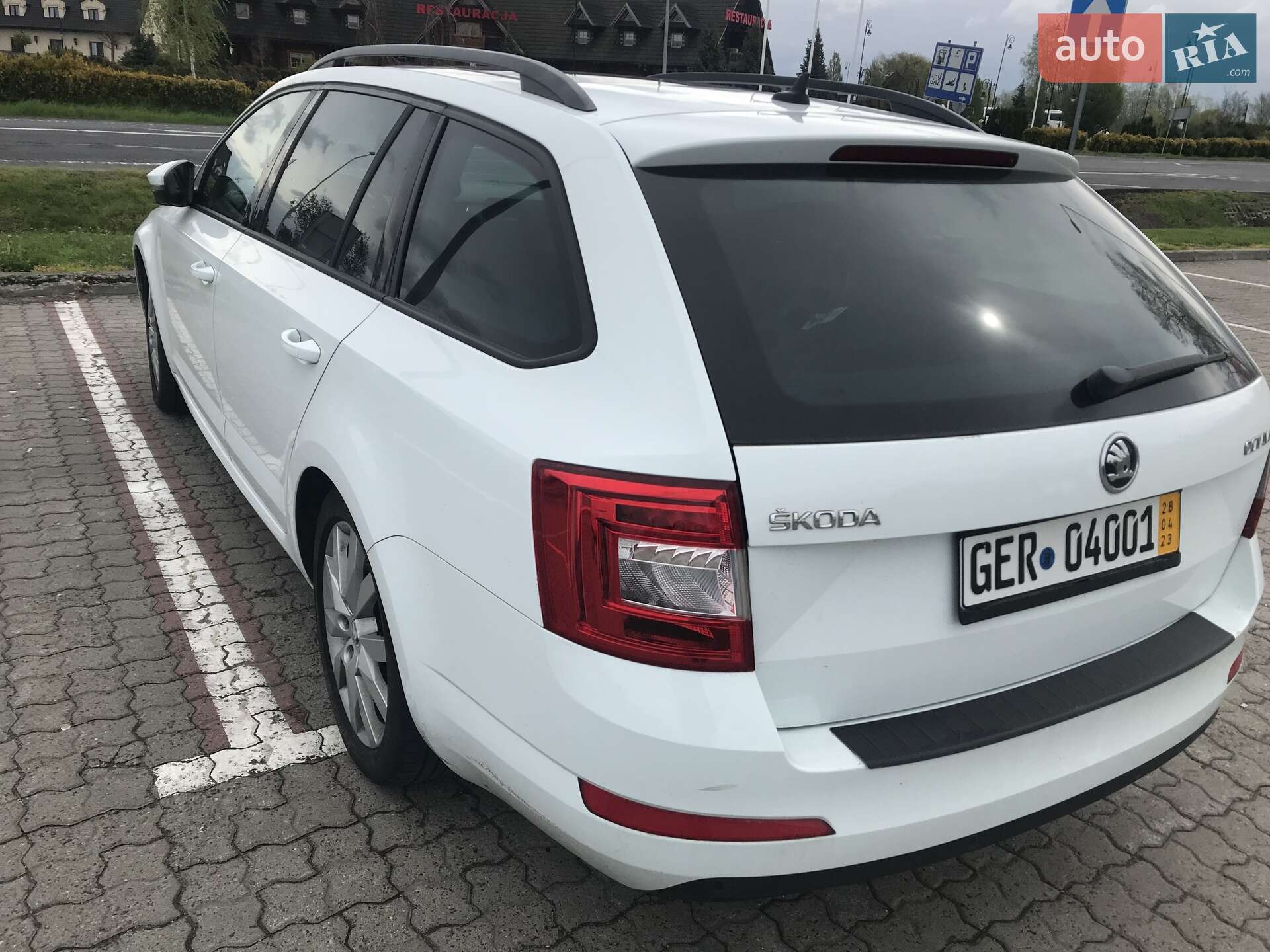 Skoda Octavia 2016 VIN TMBJJ9NE9G0196458 фото оголошення 4 з 7