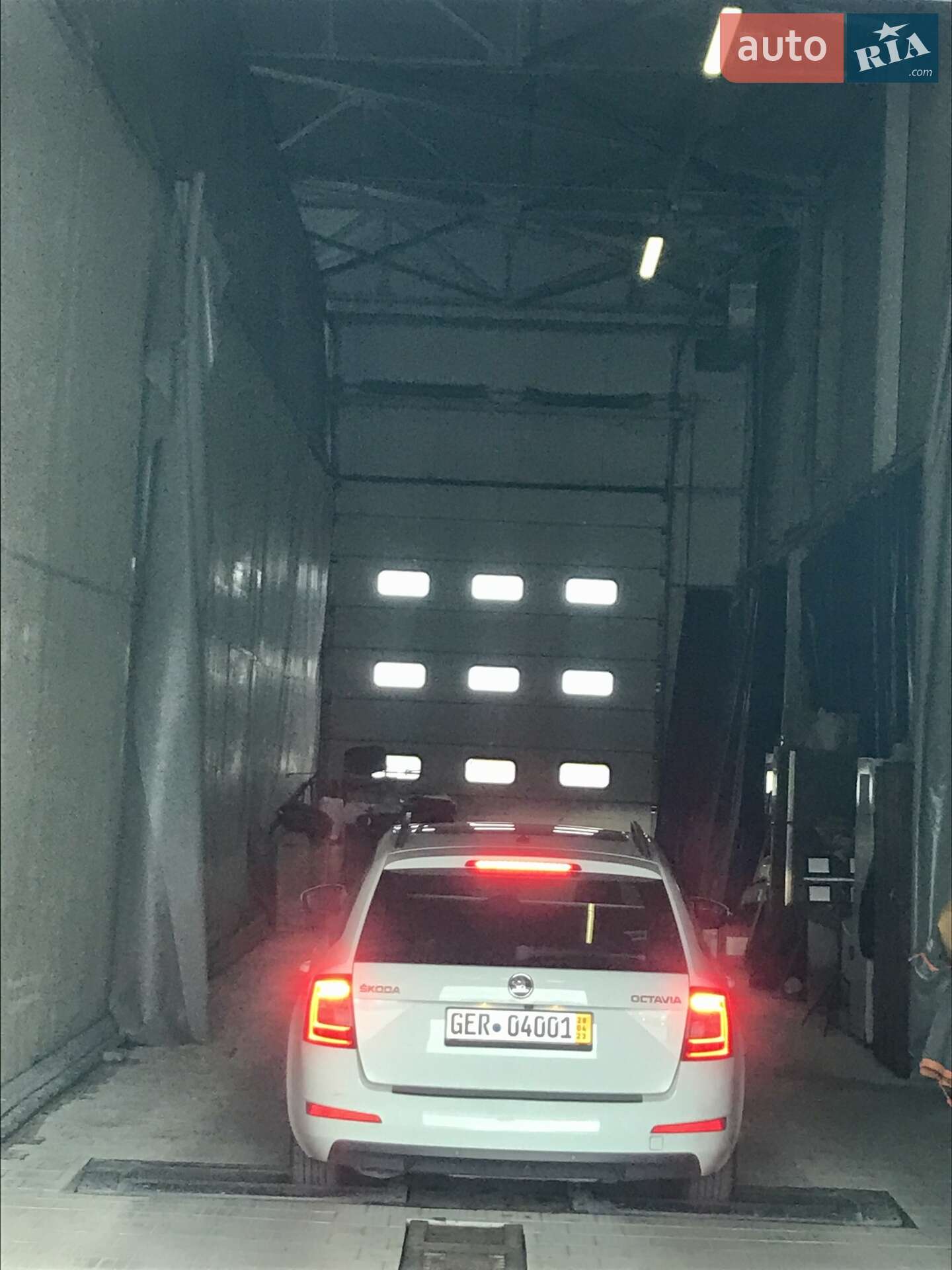 Skoda Octavia 2016 VIN TMBJJ9NE9G0196458 фото оголошення 6 з 7