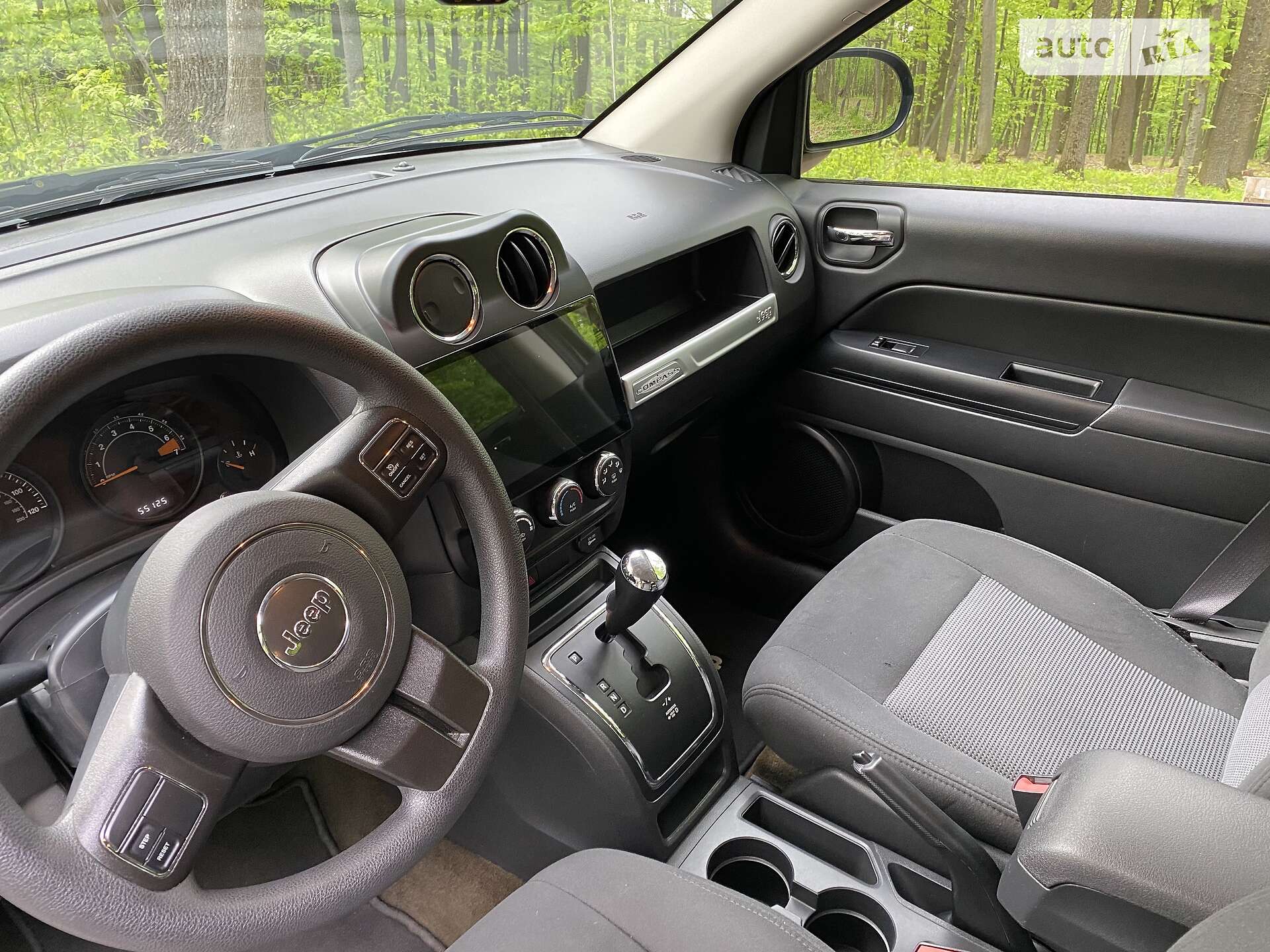 Jeep Compass 2016 VIN 1C4NJDBB6GD714341 фото оголошення 13 з 17