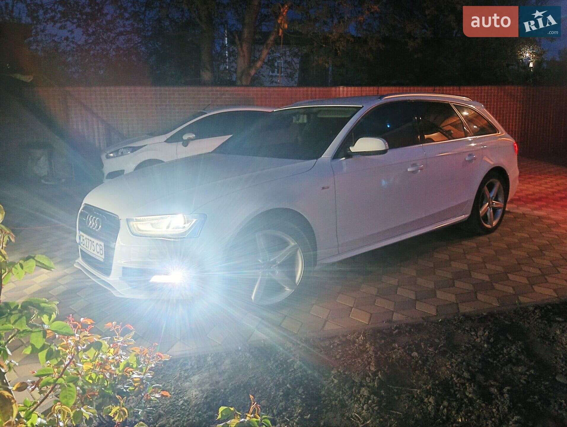 Audi A4 2014 VIN WAUZZZ8K0FA015993 фото оголошення 21 з 23