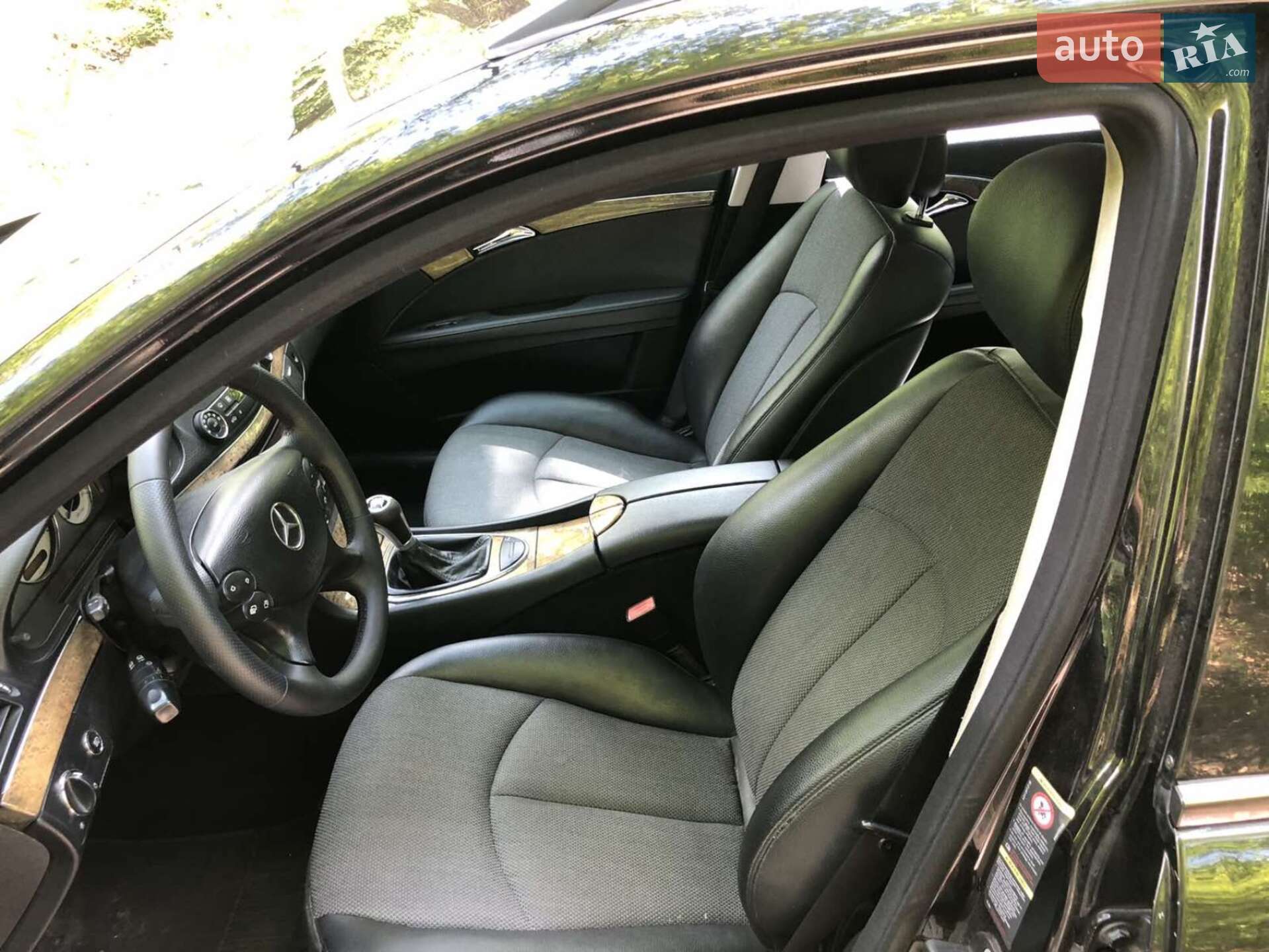 Mercedes-Benz E-Class 2006 VIN WDB2112081B022593 фото оголошення 2 з 10