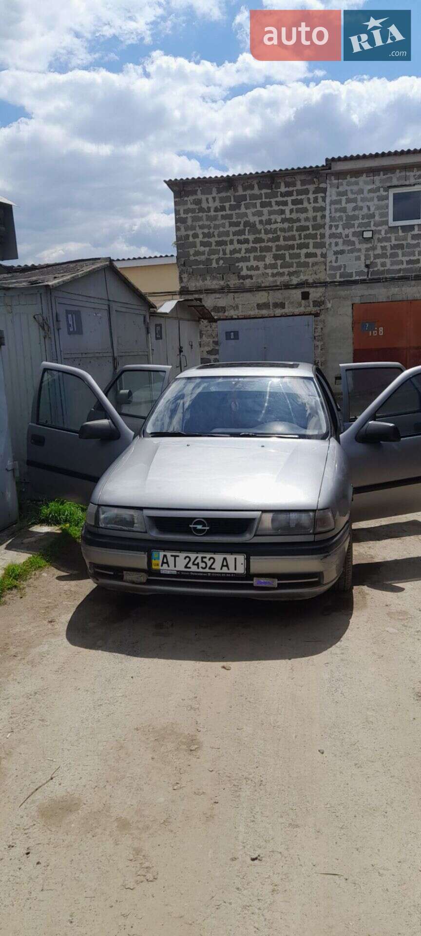 Opel Vectra 1993 VIN W0L000087P7547668 фото оголошення 4 з 19