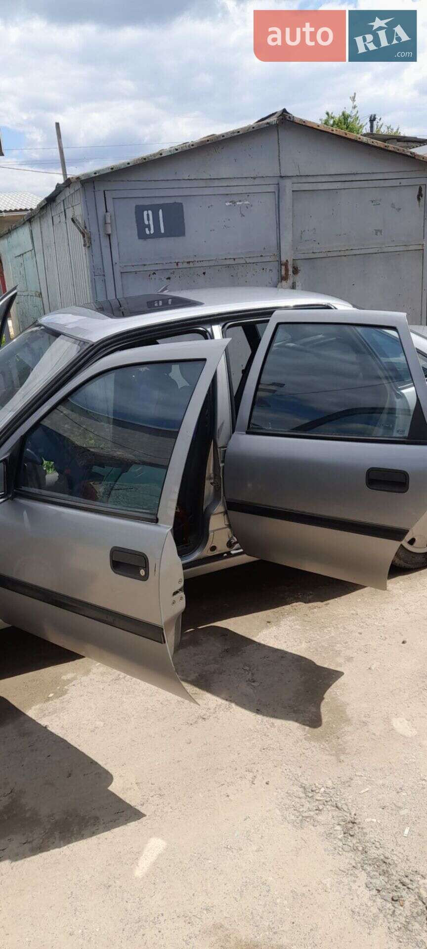 Opel Vectra 1993 VIN W0L000087P7547668 фото оголошення 18 з 19
