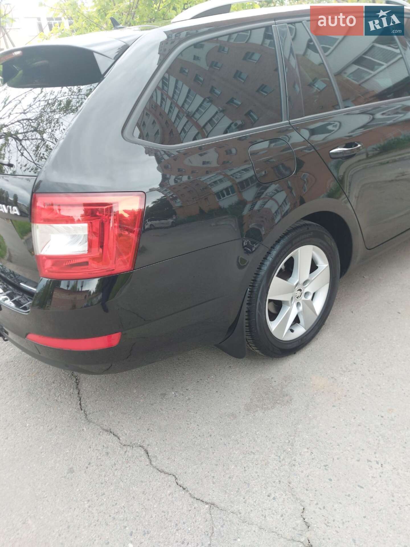 Skoda Octavia 2014 VIN TMBJG9NE4E0173181 фото оголошення 5 з 34