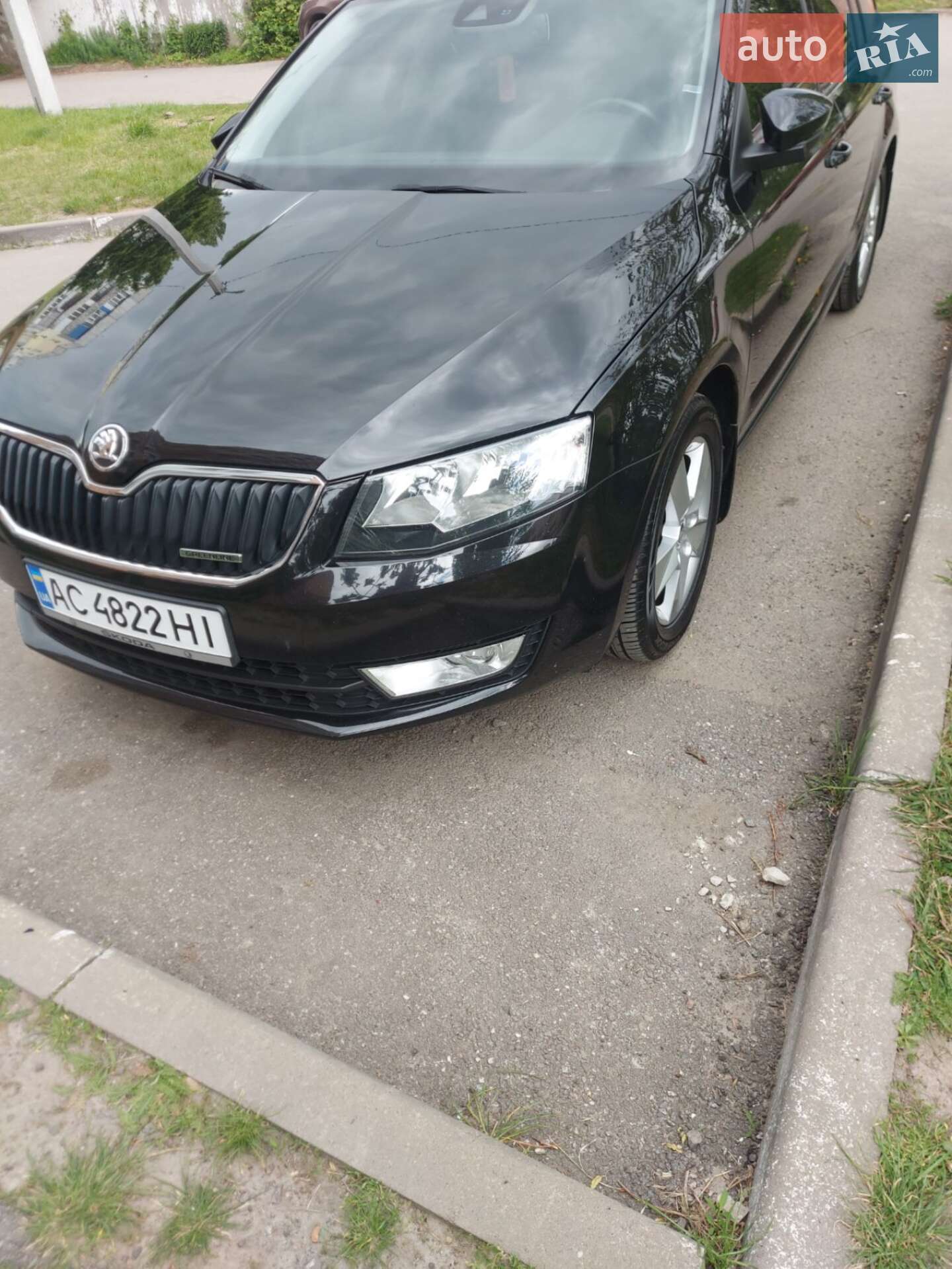 Skoda Octavia 2014 VIN TMBJG9NE4E0173181 фото оголошення 10 з 34