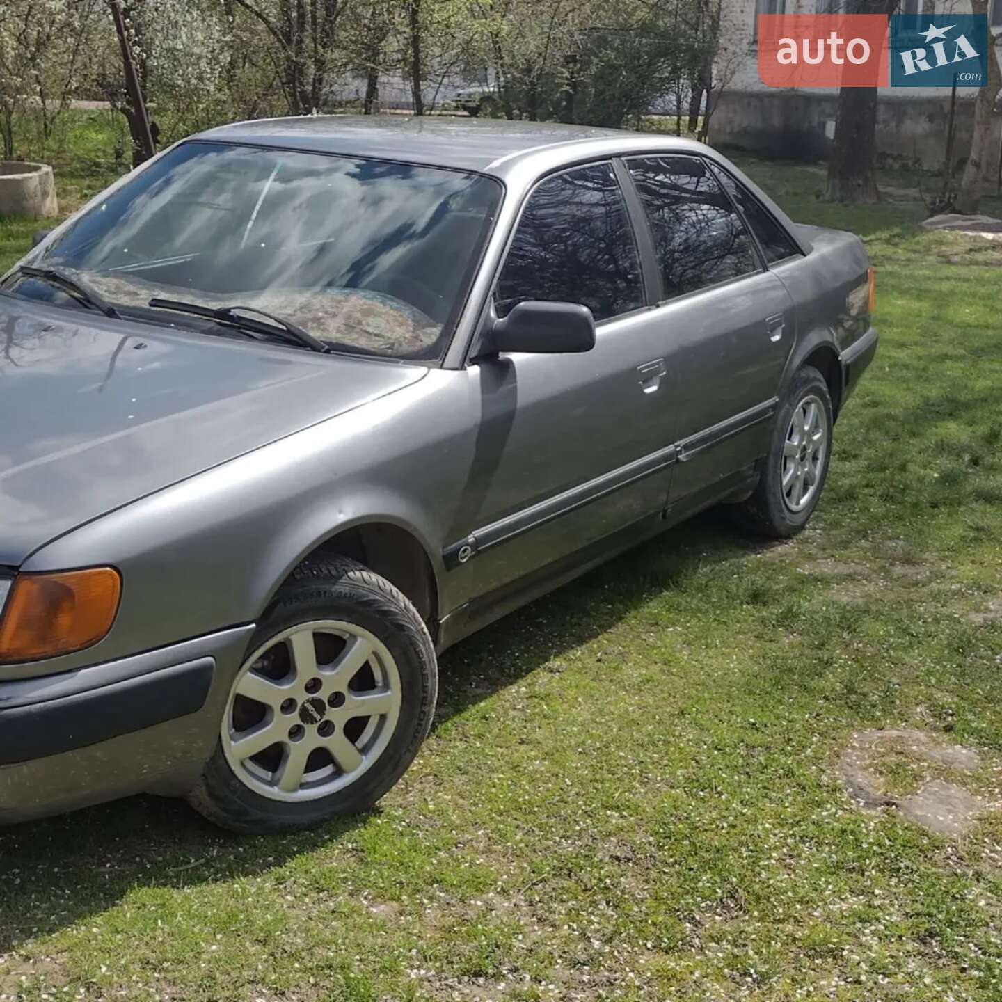Audi 100 1991 VIN WAUZZZ4AZMA032337 фото оголошення 2 з 9