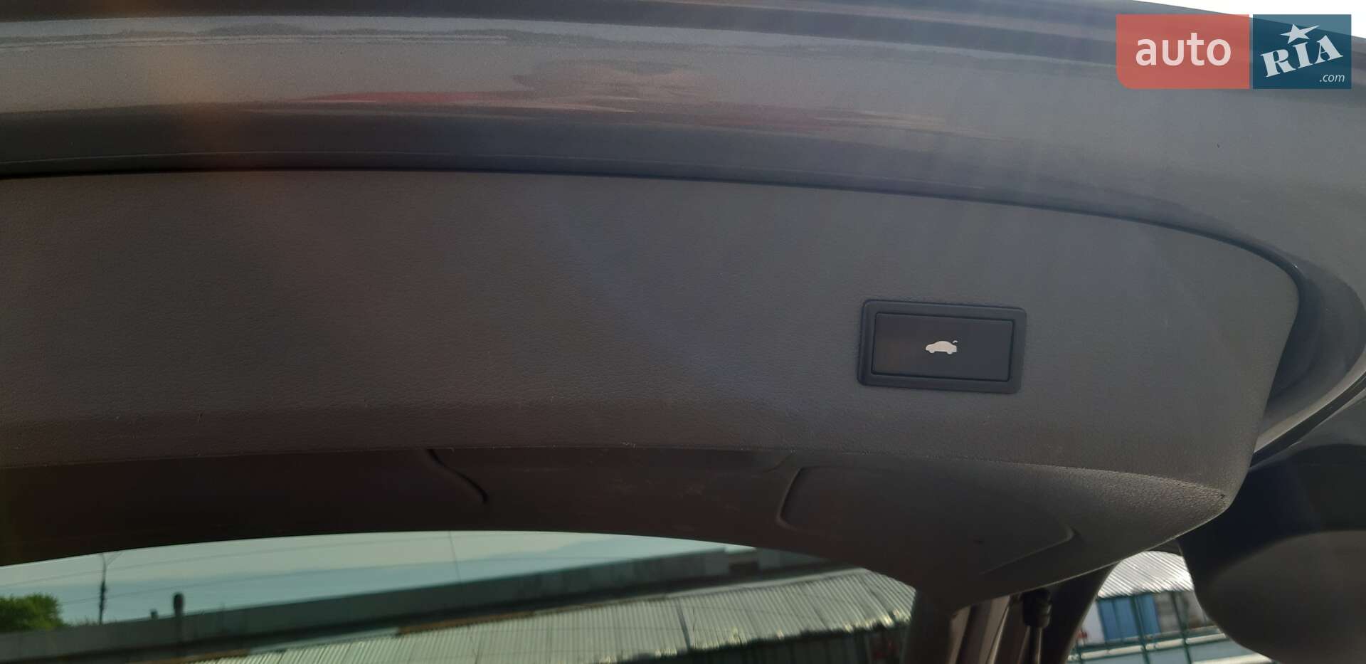 Audi Q7 2011 VIN WA1LGAFE9CD003200 фото оголошення 4 з 26