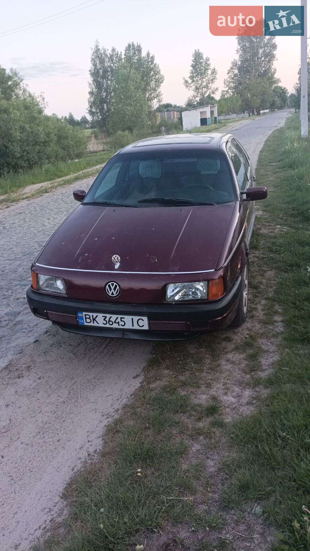 Volkswagen Passat 1992 VIN WVWZZZ31ZNB123101 фото оголошення 3 з 9