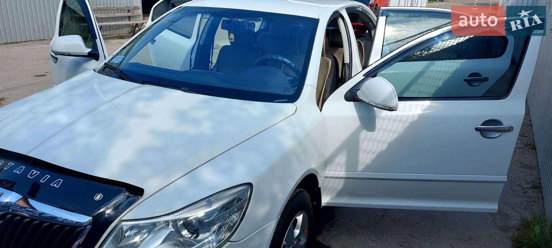 Skoda Octavia 2011 VIN TMBBK41Z0CB150156 фото оголошення 7 з 11