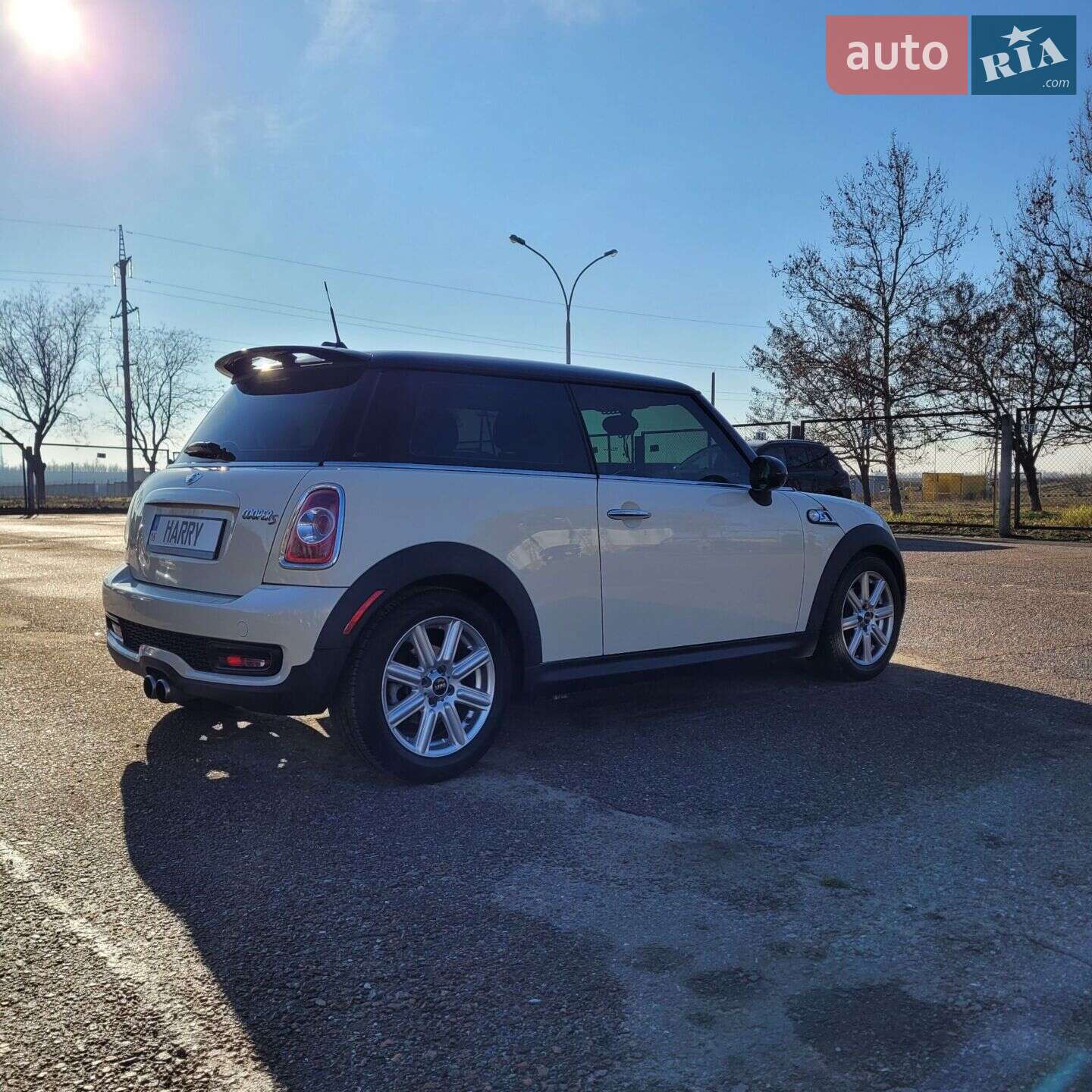 MINI Hatch 2011 VIN WMWSV3C52BTY13793 фото оголошення 14 з 27