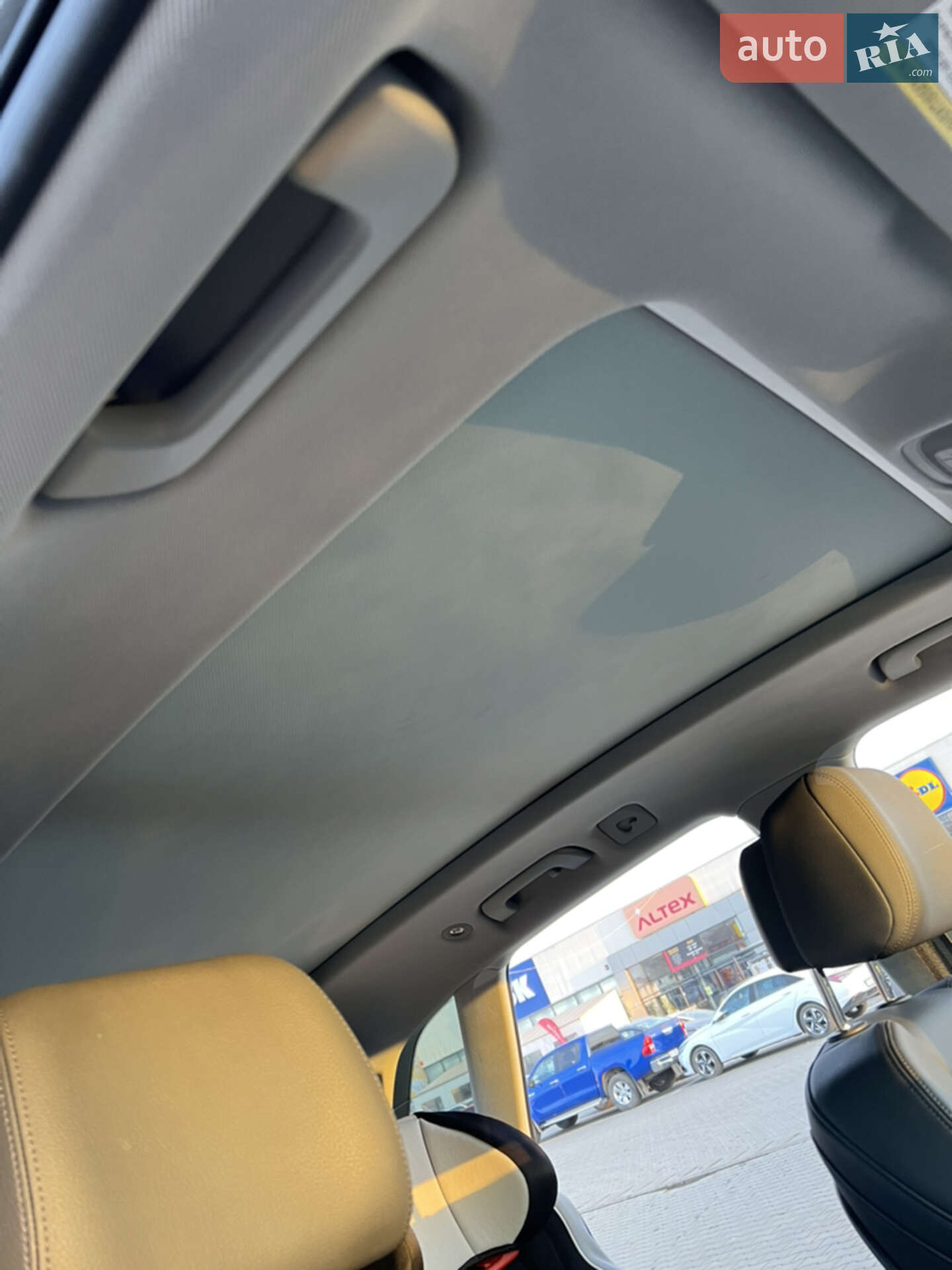 Audi Q5 2018 VIN WA1BNAFY3J2247574 фото оголошення 9 з 20