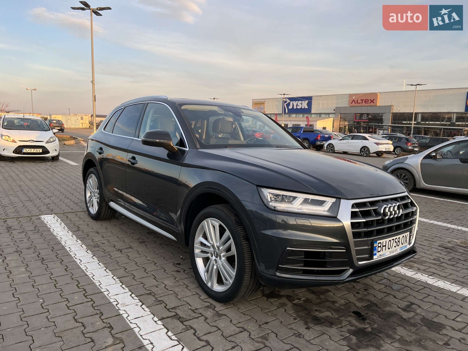 Audi Q5 2018 VIN WA1BNAFY3J2247574 фото оголошення 15 з 20