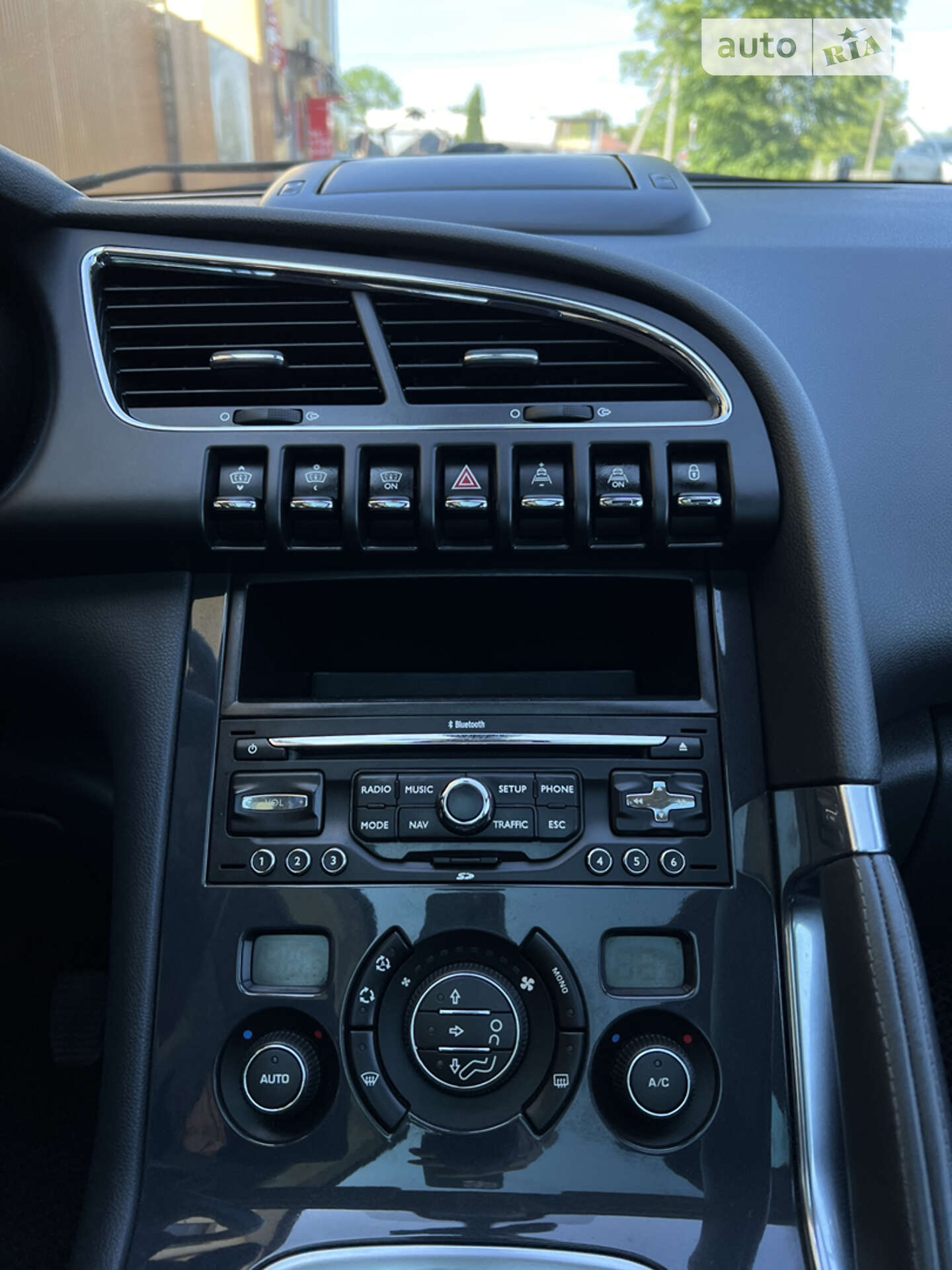 Peugeot 3008 2009 VIN VF30U5FV89S181220 фото оголошення 11 з 23