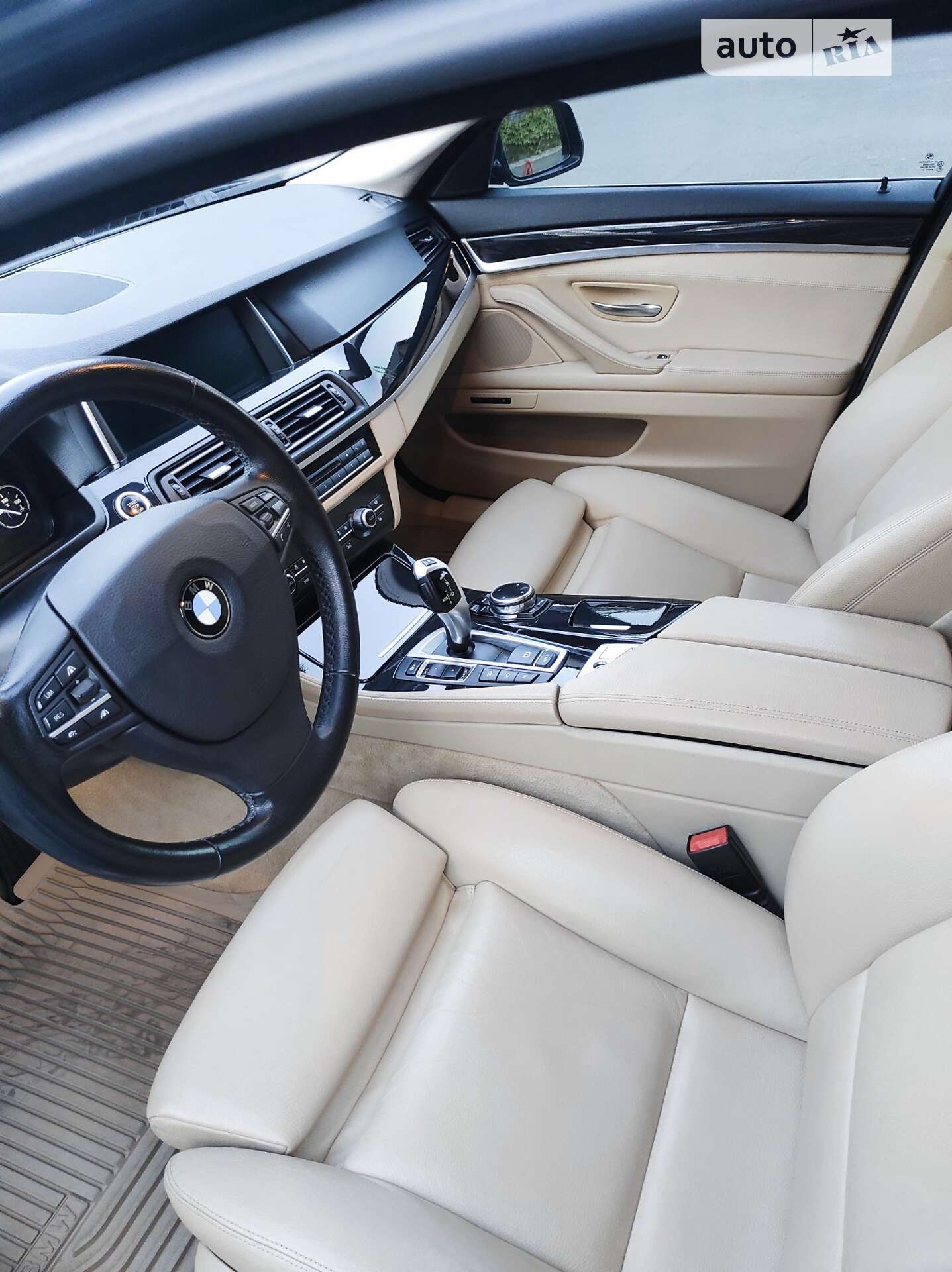 BMW 5 Series 2013 VIN WBA5J91070DZ37357 фото оголошення 30 з 50