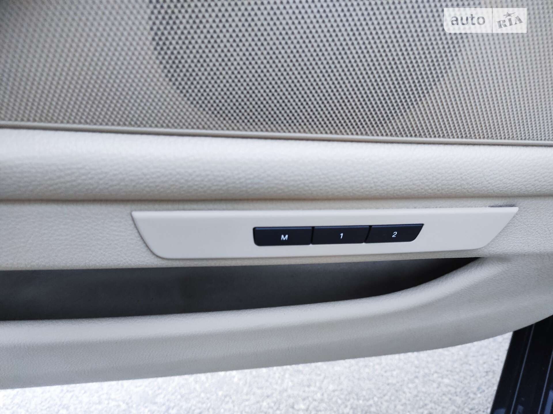 BMW 5 Series 2013 VIN WBA5J91070DZ37357 фото оголошення 29 з 50