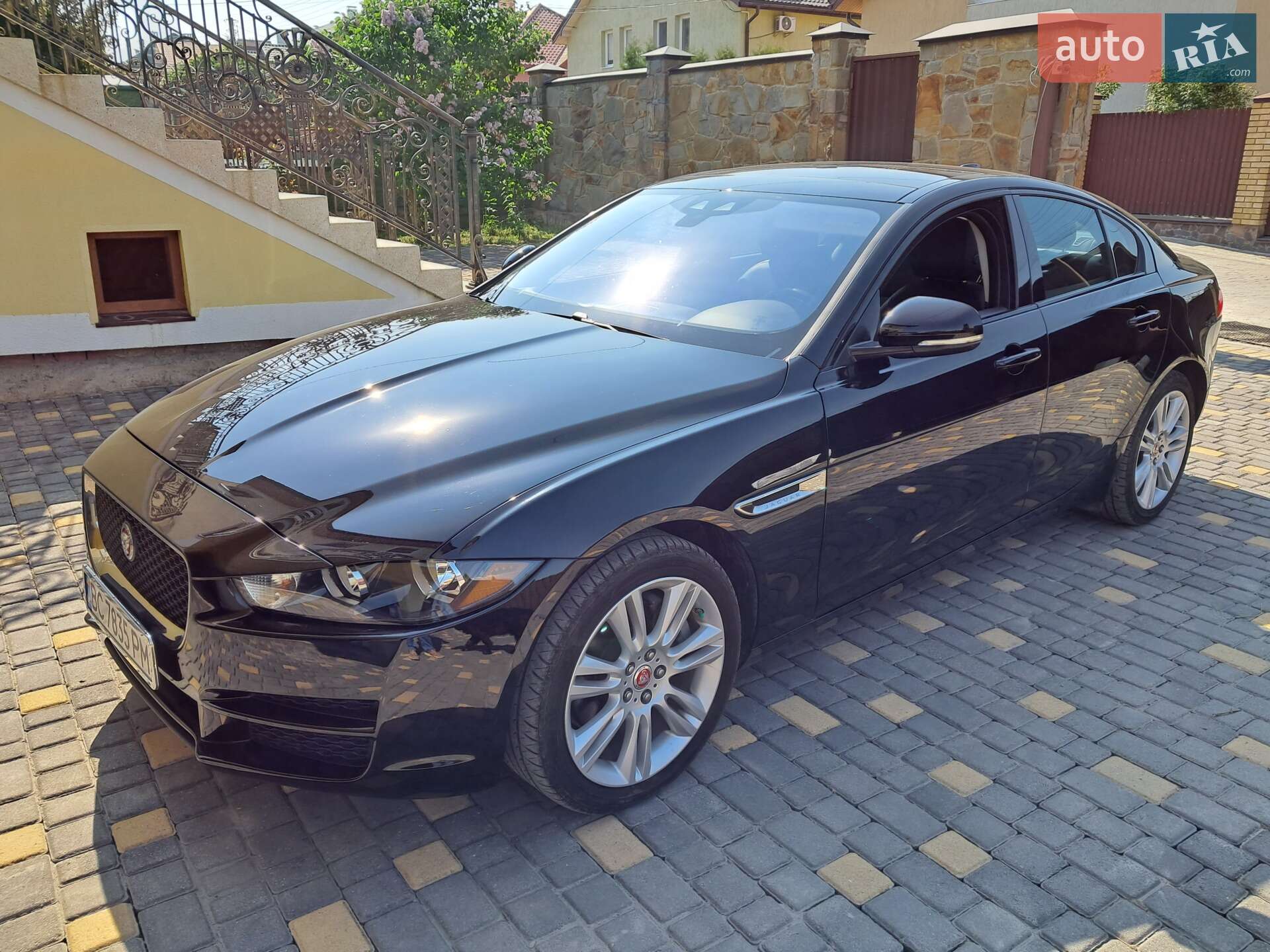 Jaguar XE 2019 VIN SAJAS4FX1KCP52772 фото оголошення 22 з 31