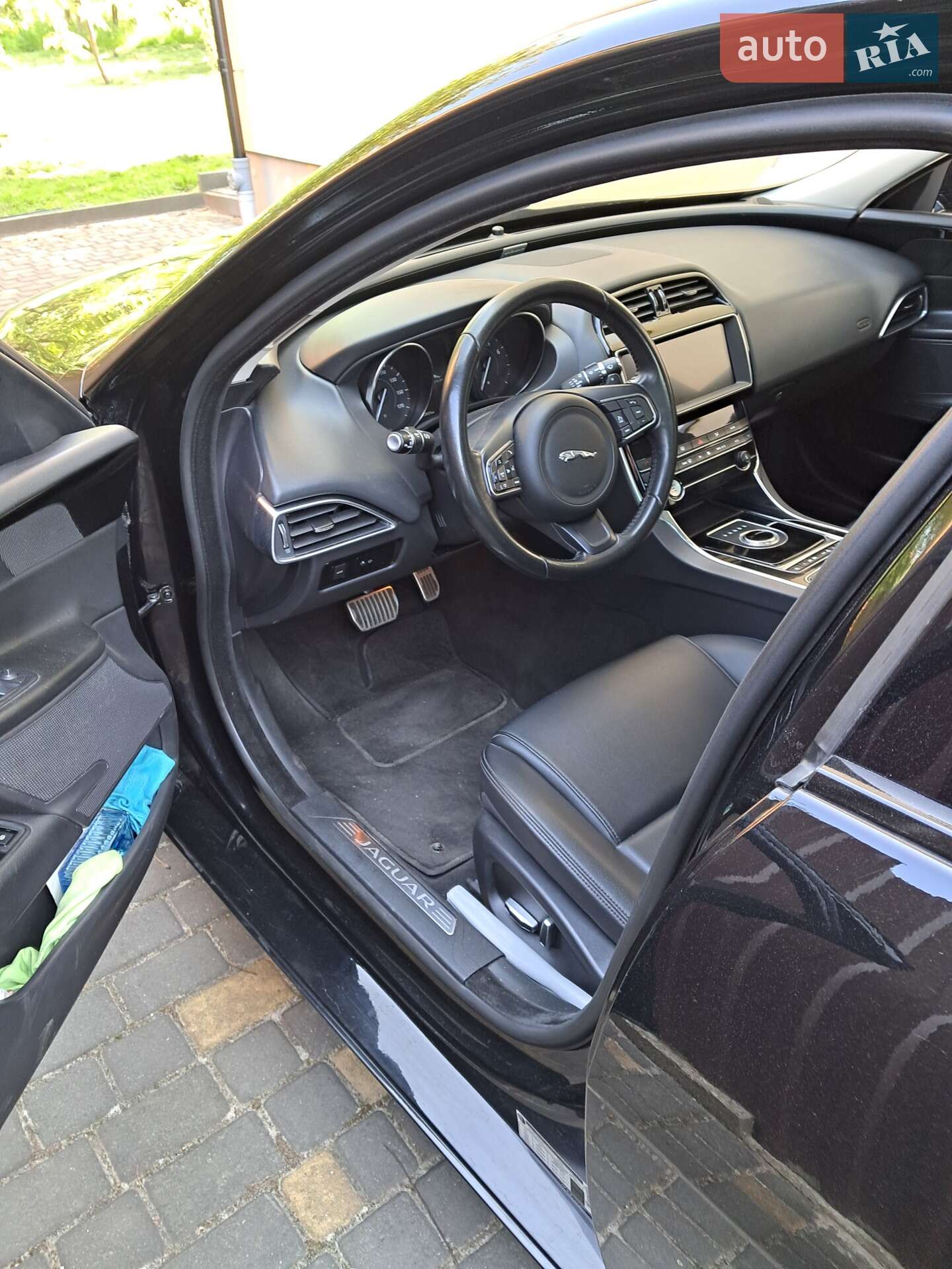 Jaguar XE 2019 VIN SAJAS4FX1KCP52772 фото оголошення 26 з 31
