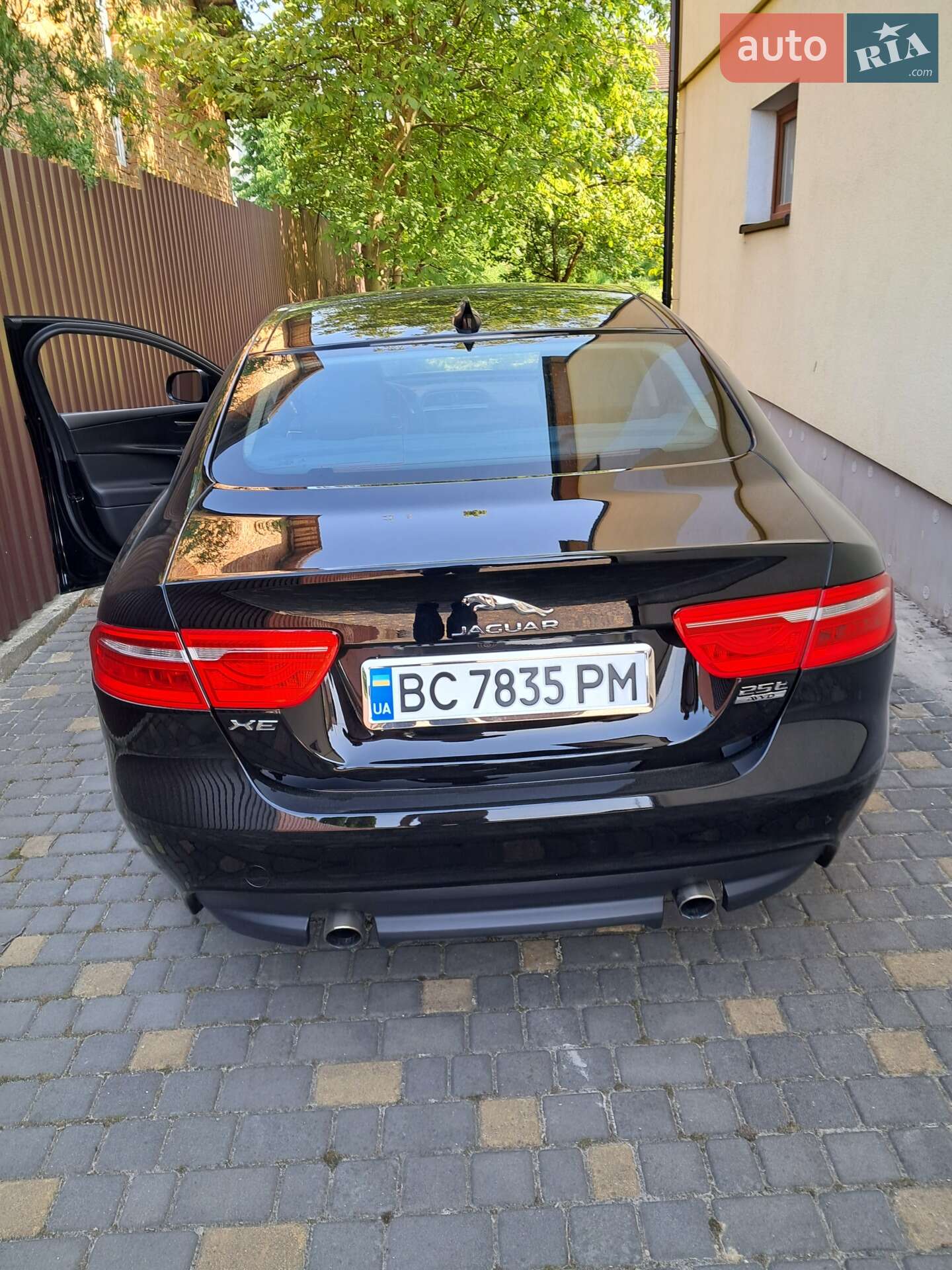 Jaguar XE 2019 VIN SAJAS4FX1KCP52772 фото оголошення 30 з 31