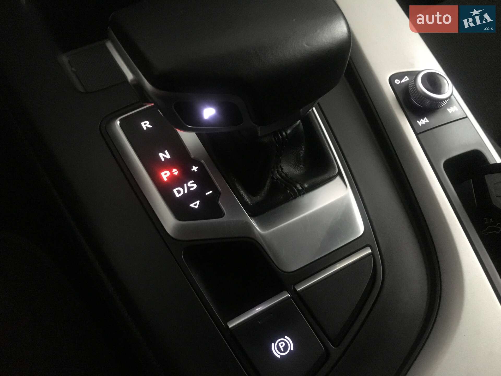 Audi A4 2019 VIN WAUZZZF42LA010990 фото оголошення 20 з 52