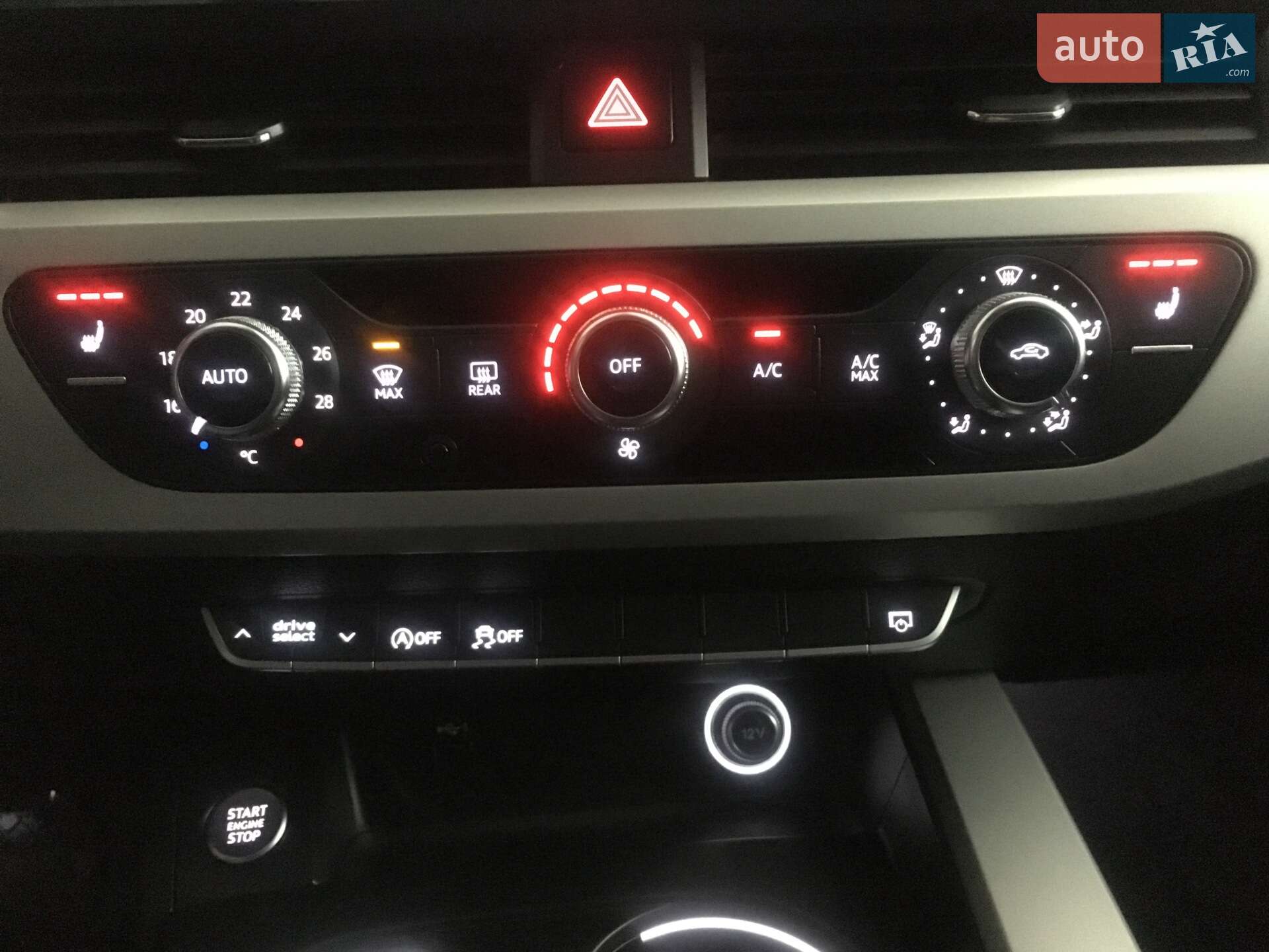 Audi A4 2019 VIN WAUZZZF42LA010990 фото оголошення 23 з 52