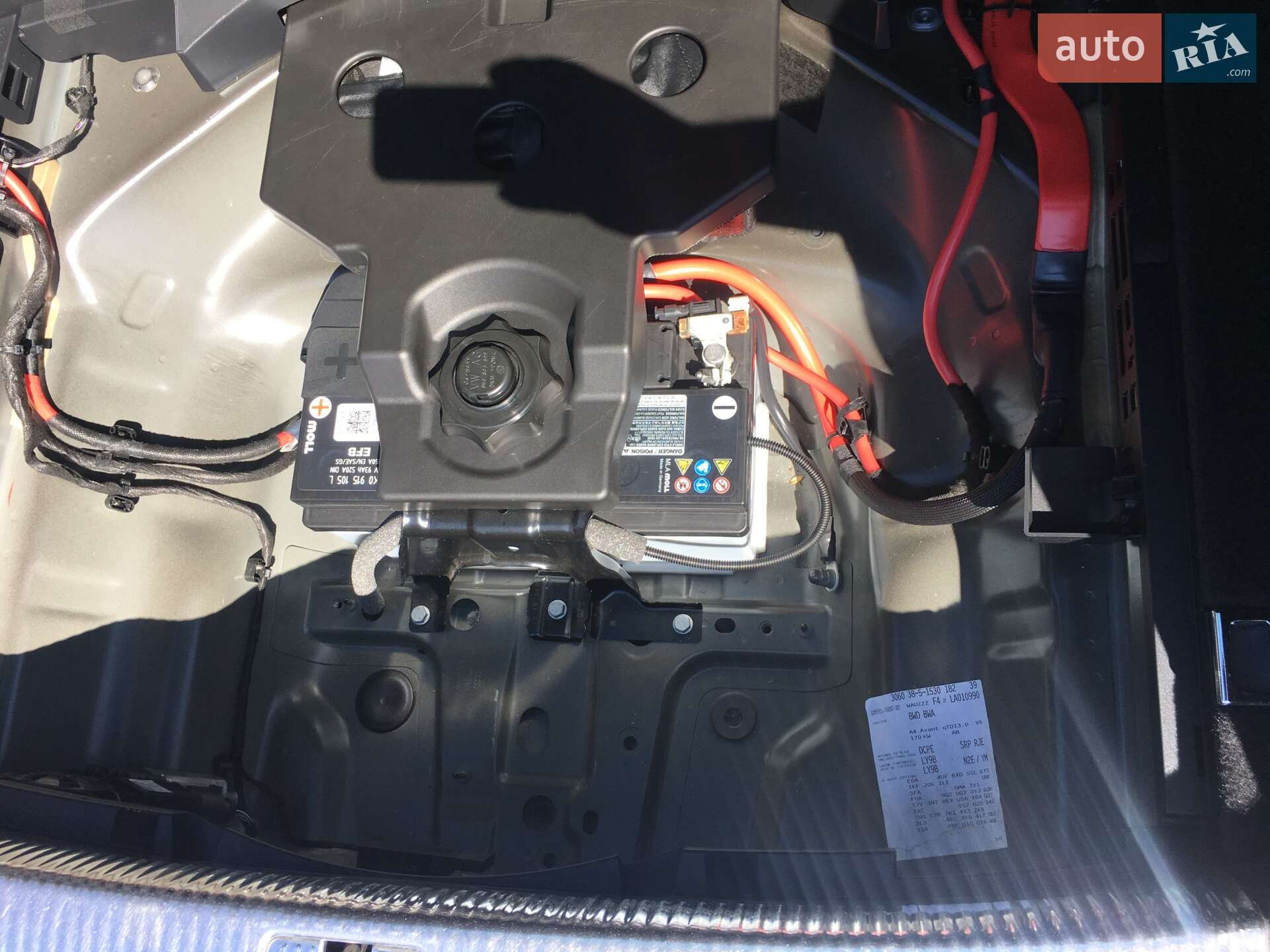 Audi A4 2019 VIN WAUZZZF42LA010990 фото оголошення 44 з 52
